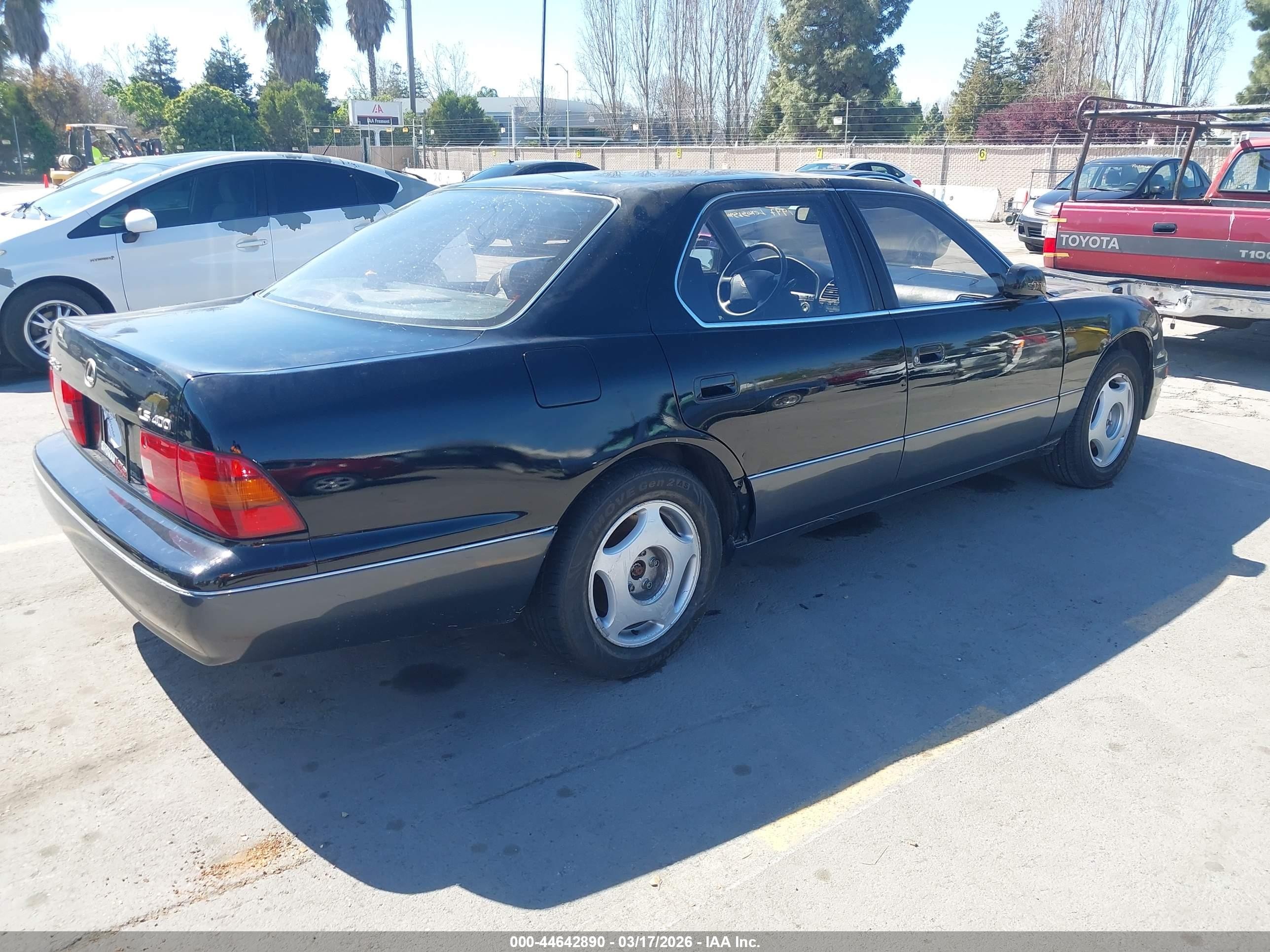 1997 Lexus Ls 400   Черный vin: JT8BH28F3V0090885