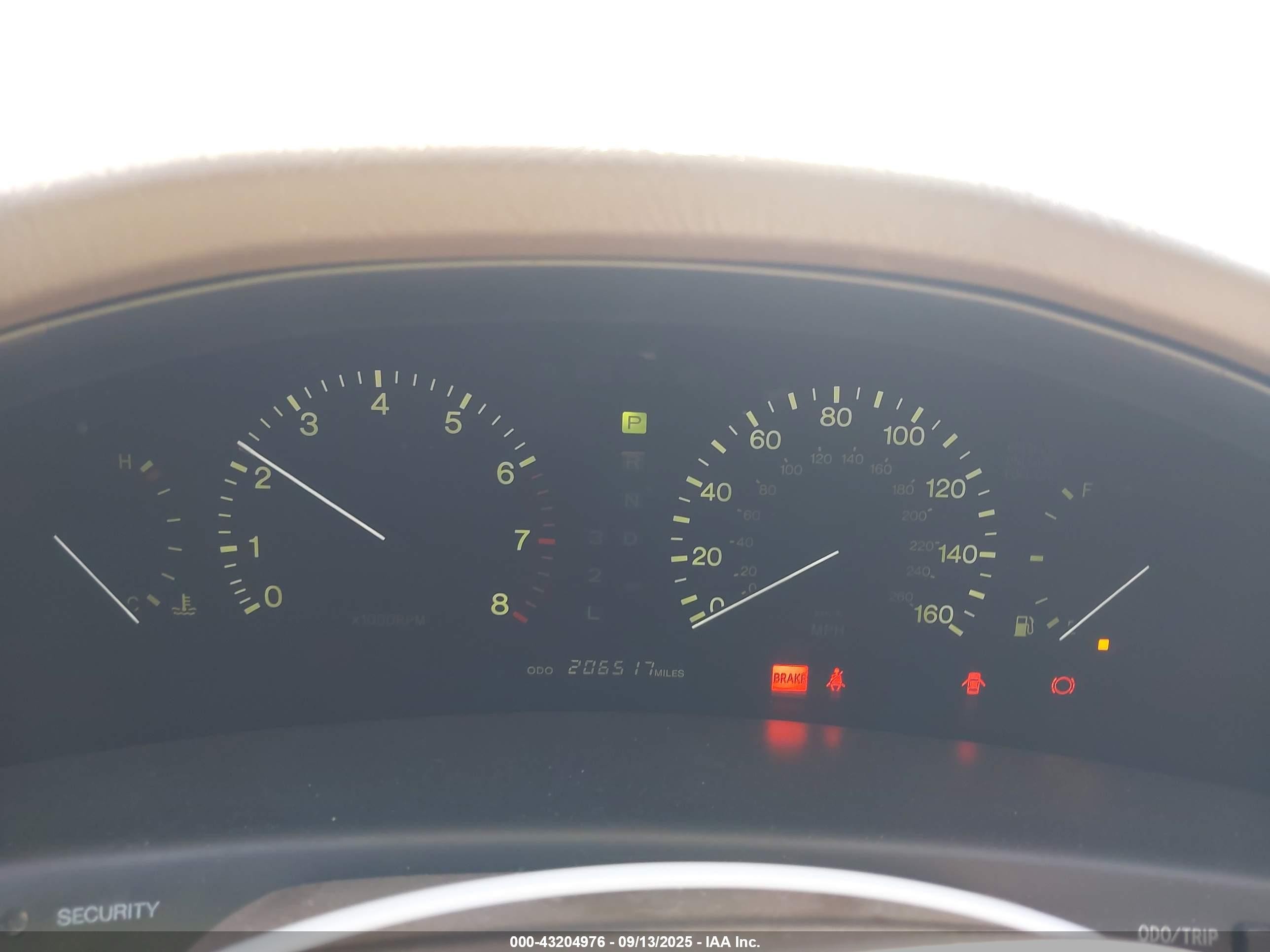 1997 Lexus Ls 400   White vin: JT8BH28F3V0093883