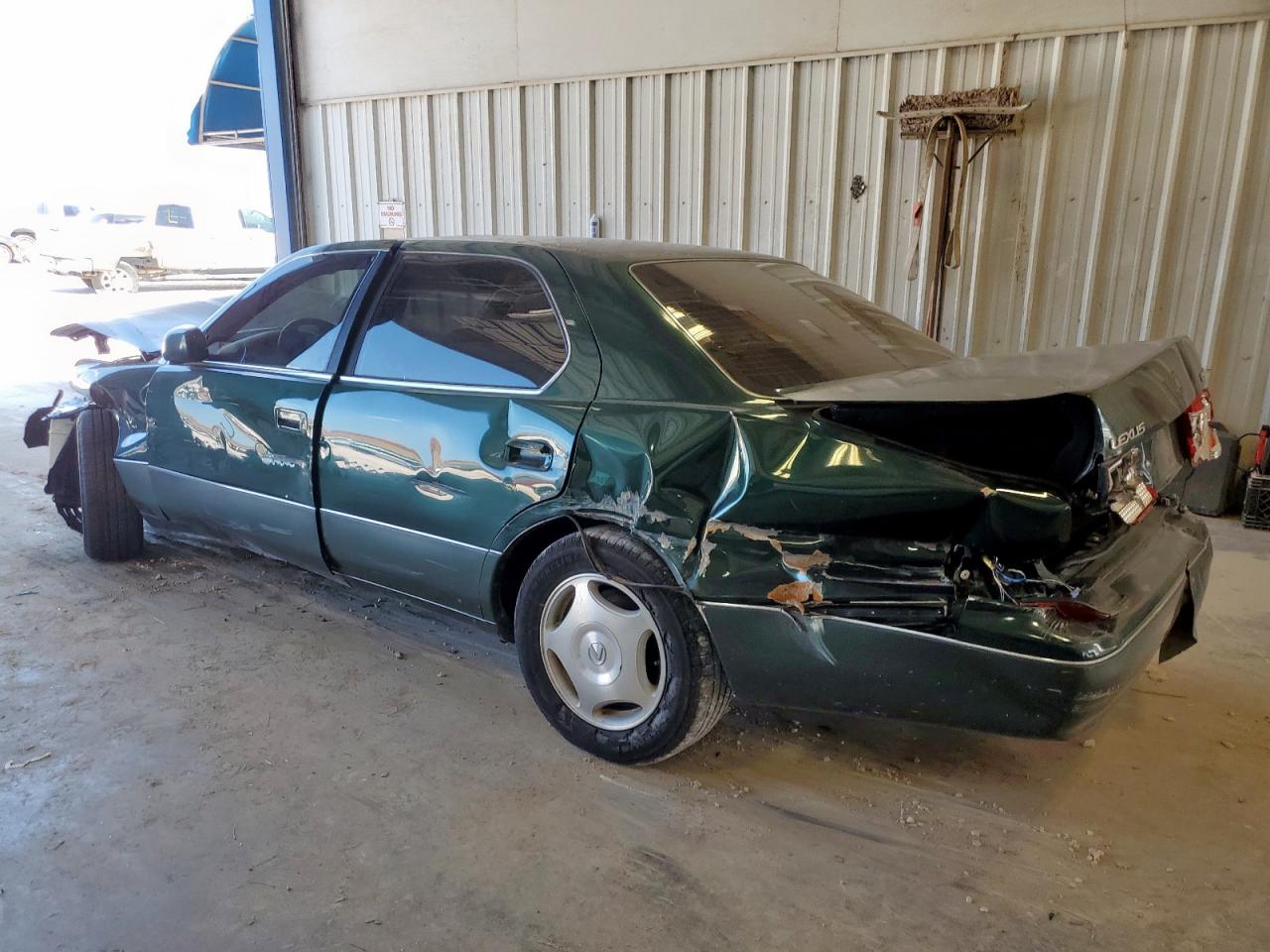2000 Lexus Ls 400 Green vin: JT8BH28F3Y0179666