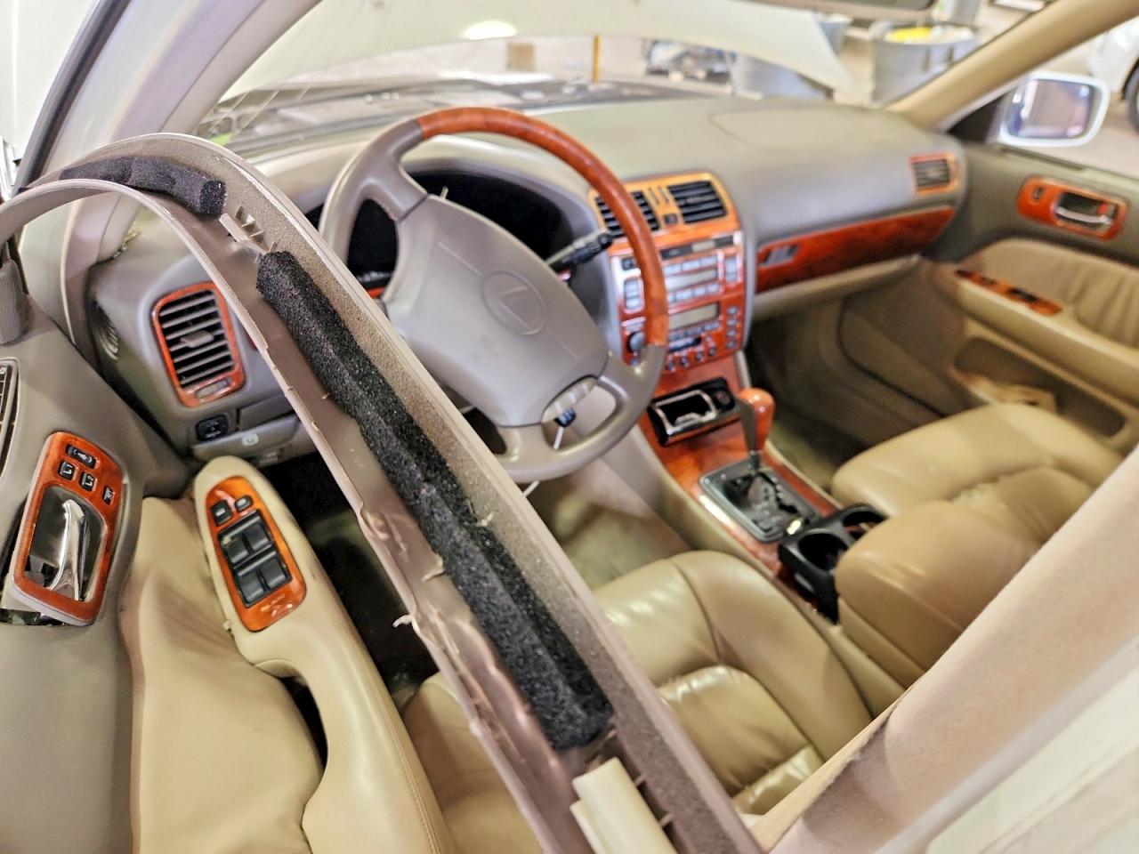 2000 Lexus Ls 400 Белый vin: JT8BH28F3Y0180459