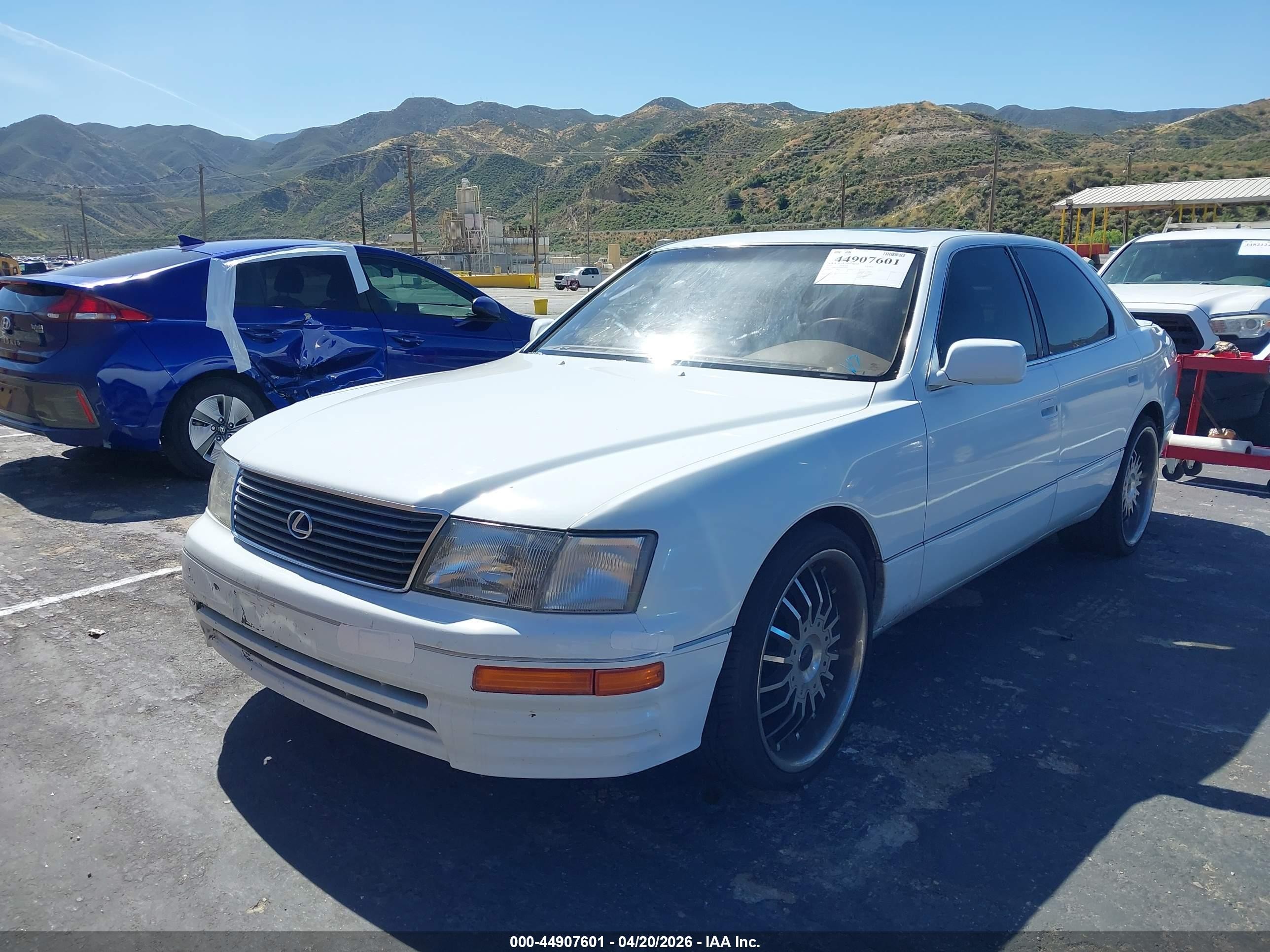 1997 Lexus Ls 400   Белый vin: JT8BH28F4V0071049
