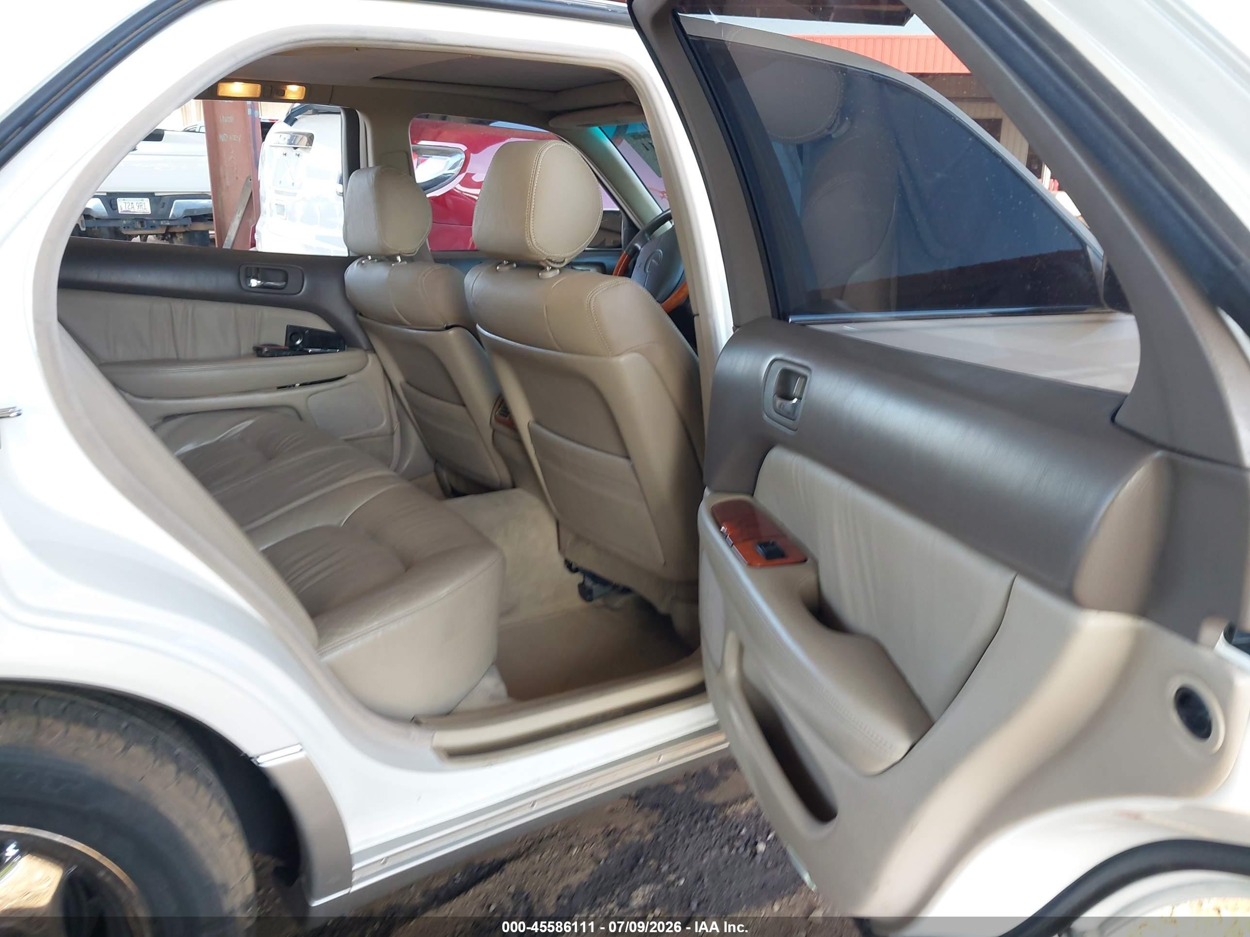 1999 Lexus Ls 400 White vin: JT8BH28F4X0149428
