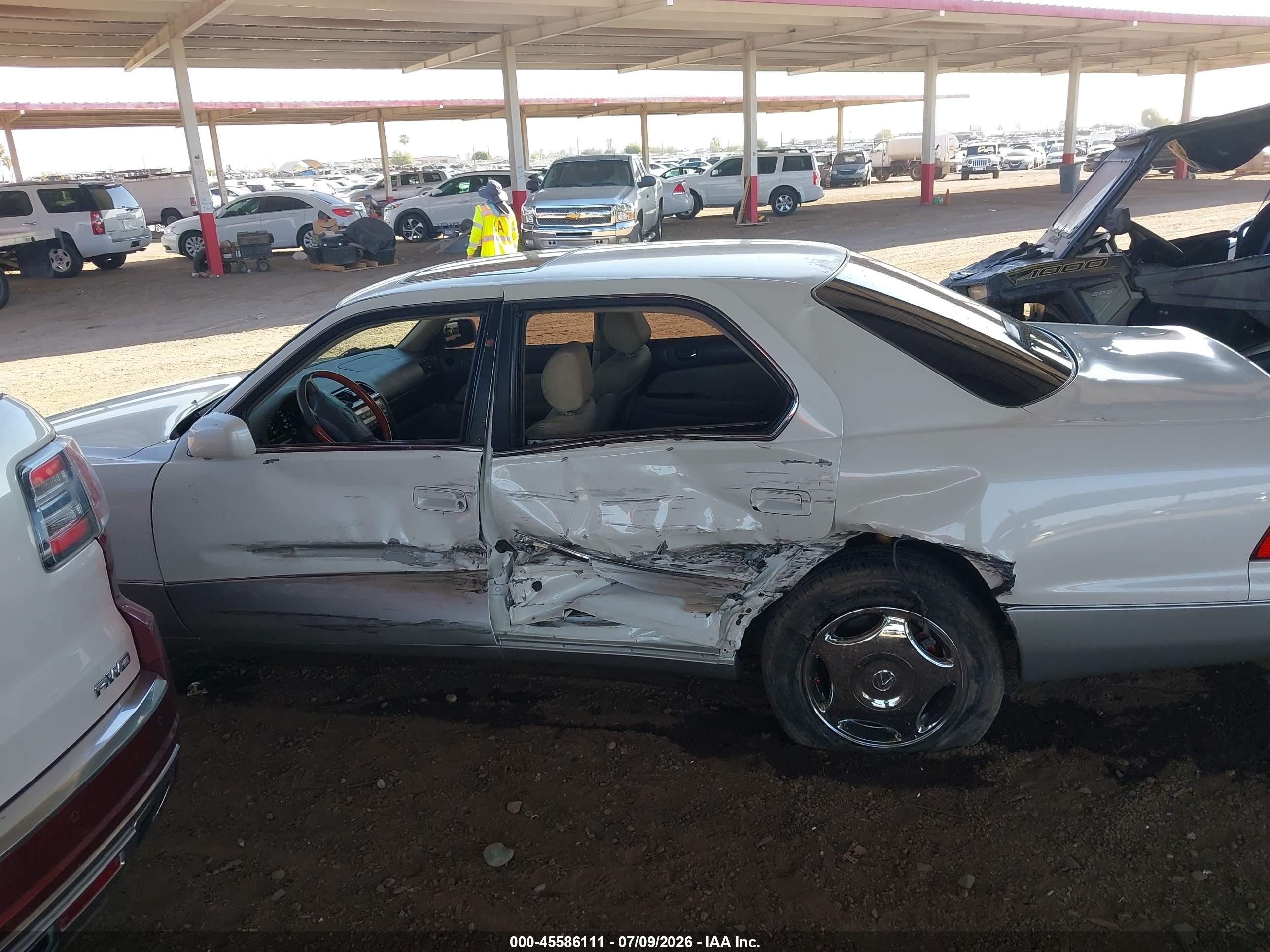 1999 Lexus Ls 400 White vin: JT8BH28F4X0149428