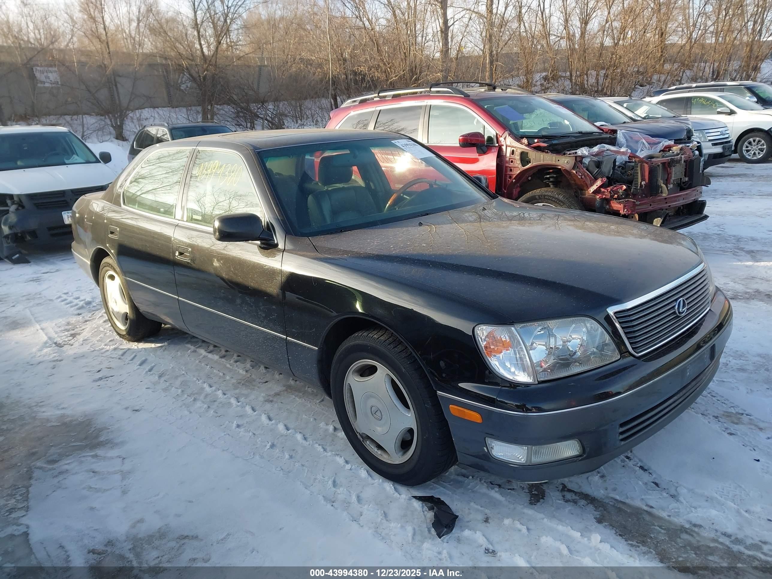1999 Lexus Ls 400   Черный vin: JT8BH28F4X0161997