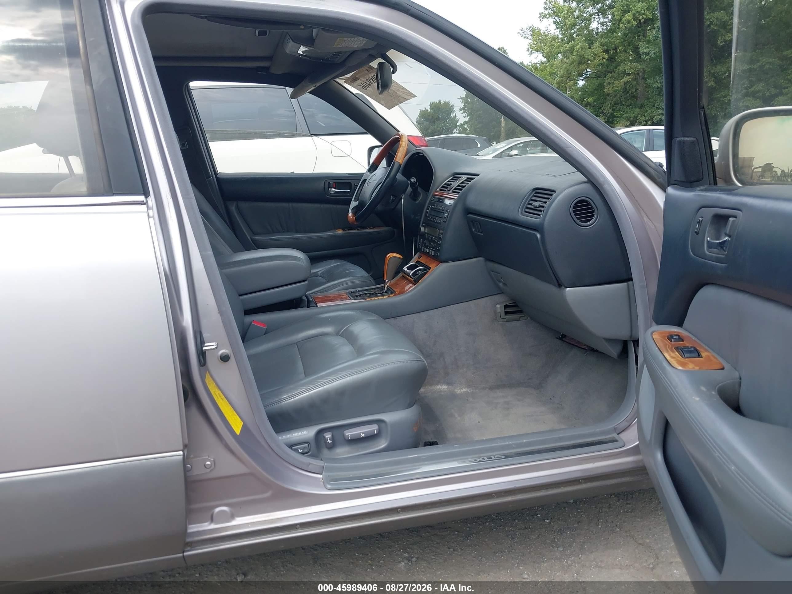 1998 Lexus Ls 400   Silver vin: JT8BH28F5W0122558