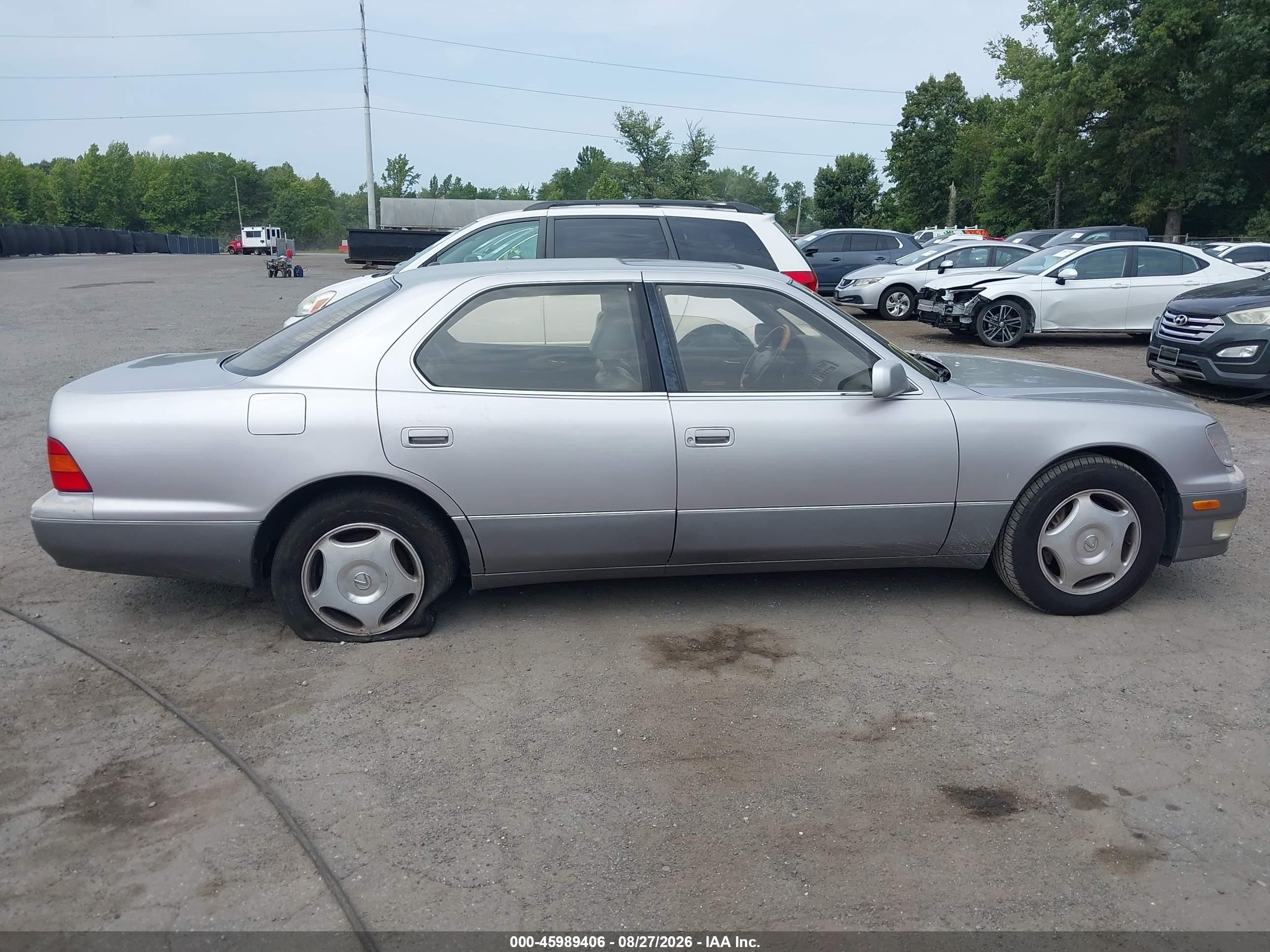 1998 Lexus Ls 400   Silver vin: JT8BH28F5W0122558