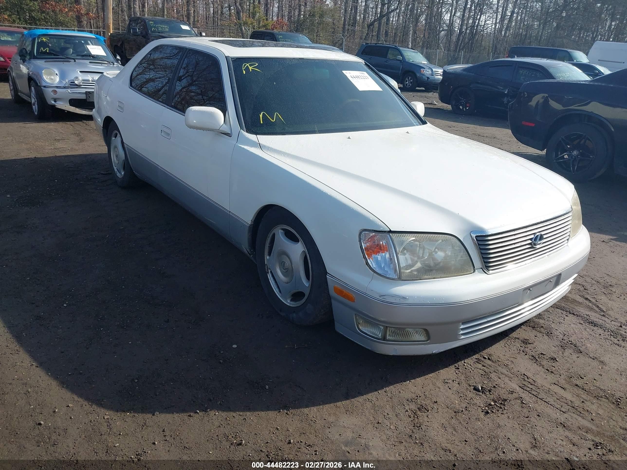 1999 Lexus Ls 400   White vin: JT8BH28F5X0149678