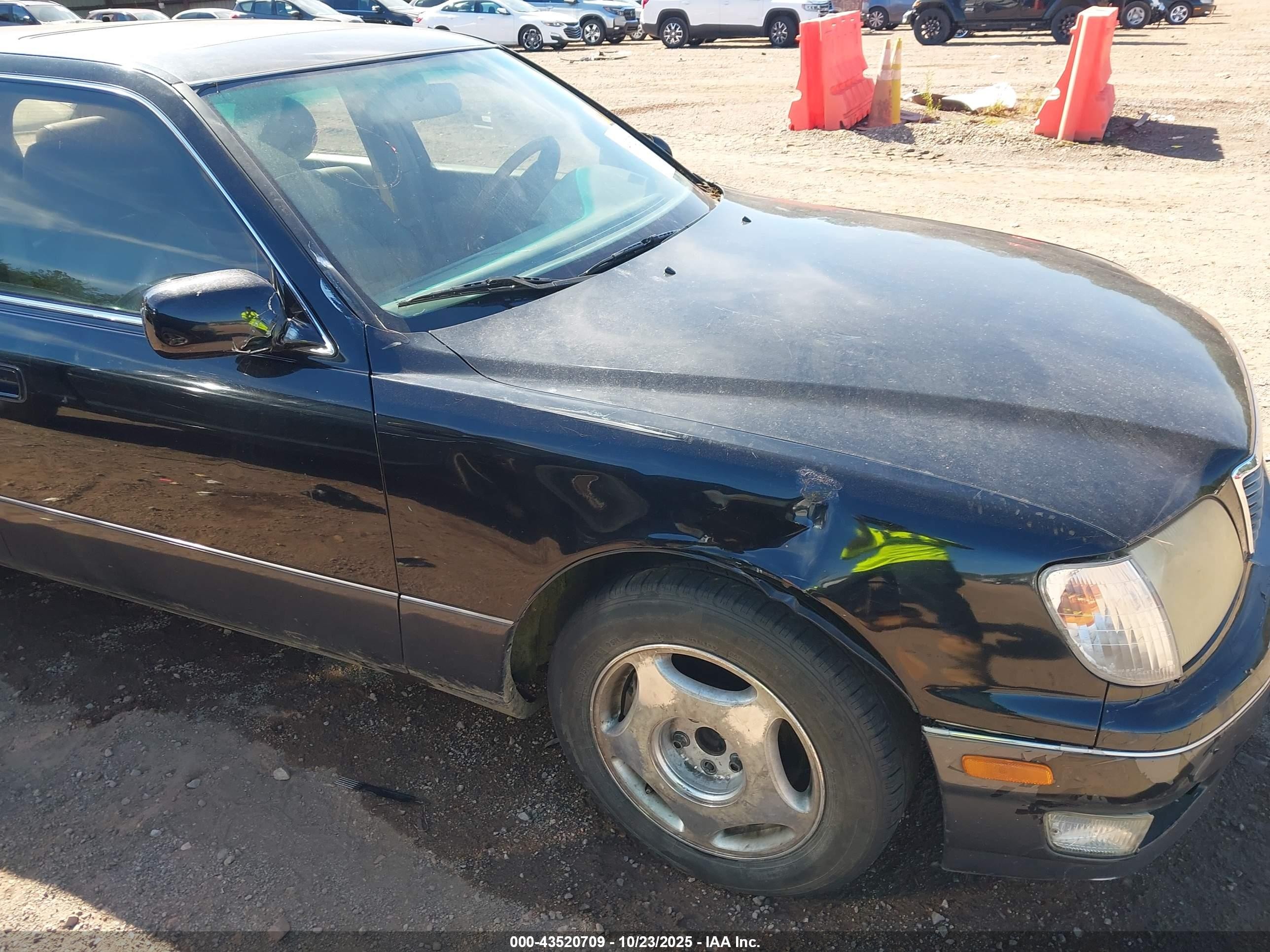 1999 Lexus Ls 400   Black vin: JT8BH28F5X0162737