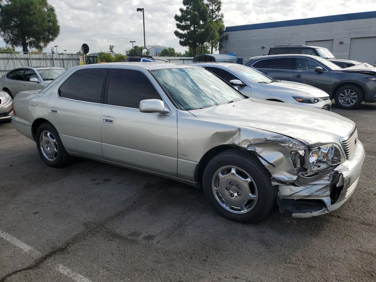 2000 Lexus Ls 400 Серебряный vin: JT8BH28F5Y0176851