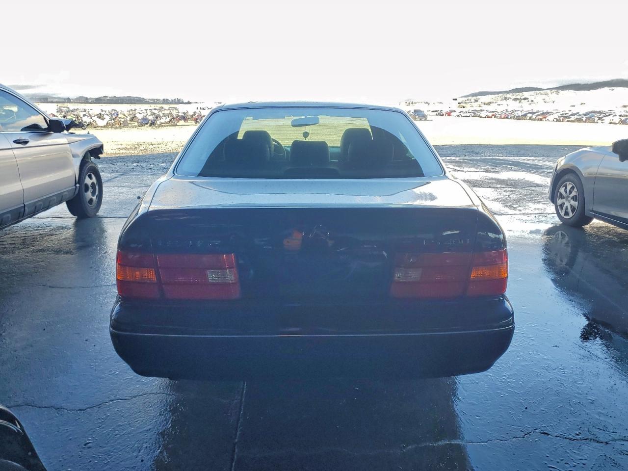 2000 Lexus Ls 400 Черный vin: JT8BH28F5Y0178986