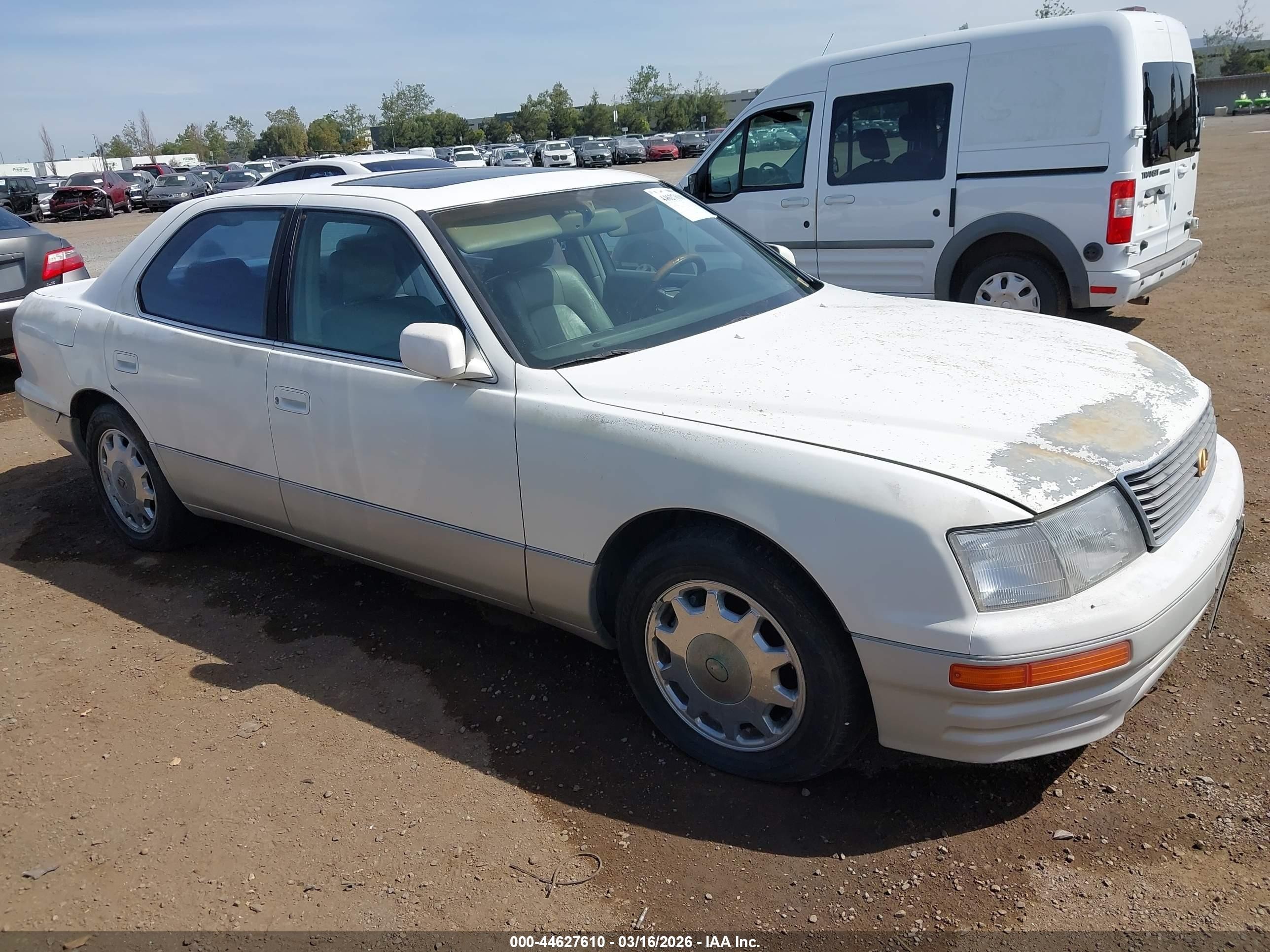 1997 Lexus Ls 400   Белый vin: JT8BH28F6V0070856