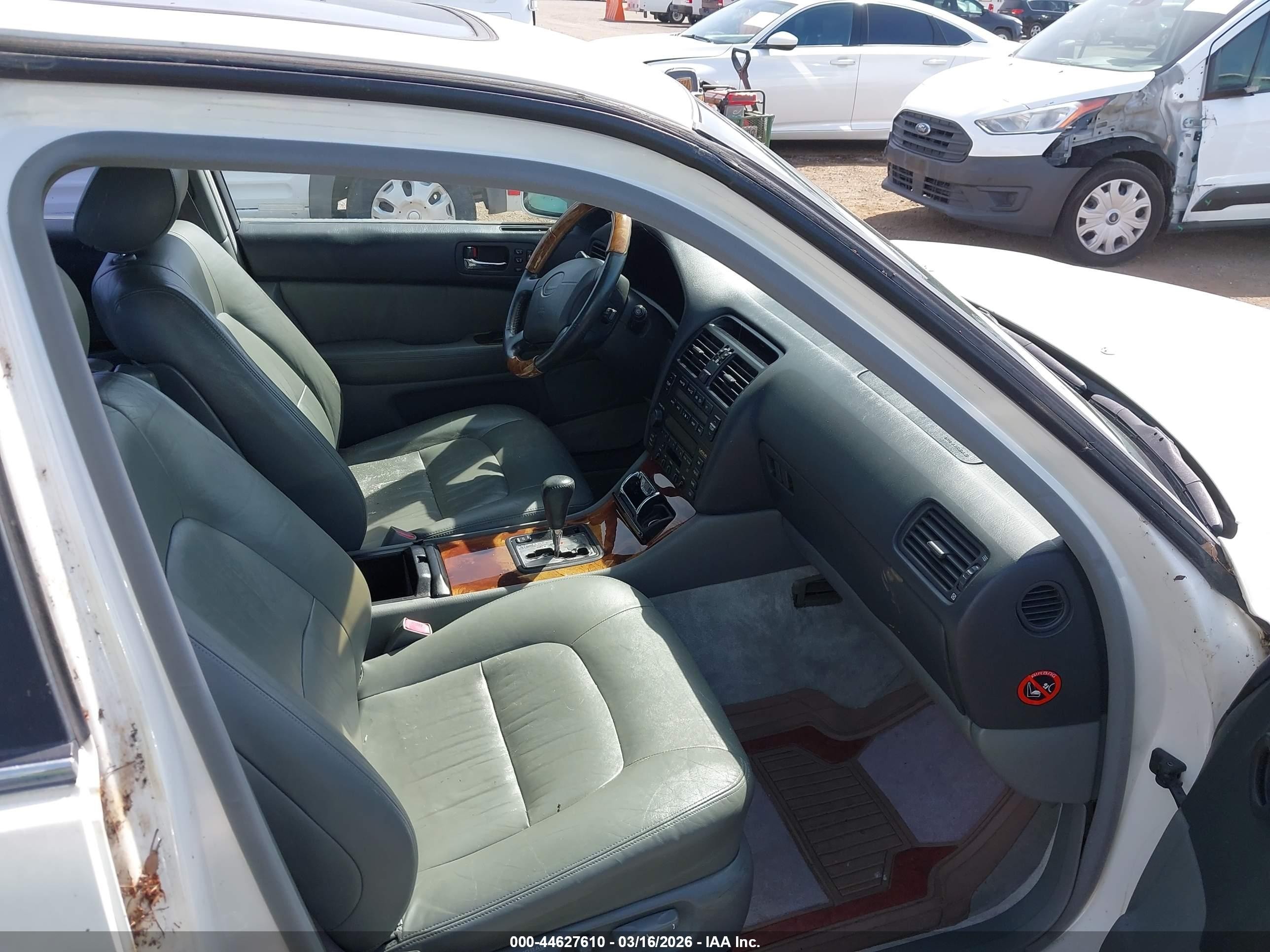 1997 Lexus Ls 400   White vin: JT8BH28F6V0070856