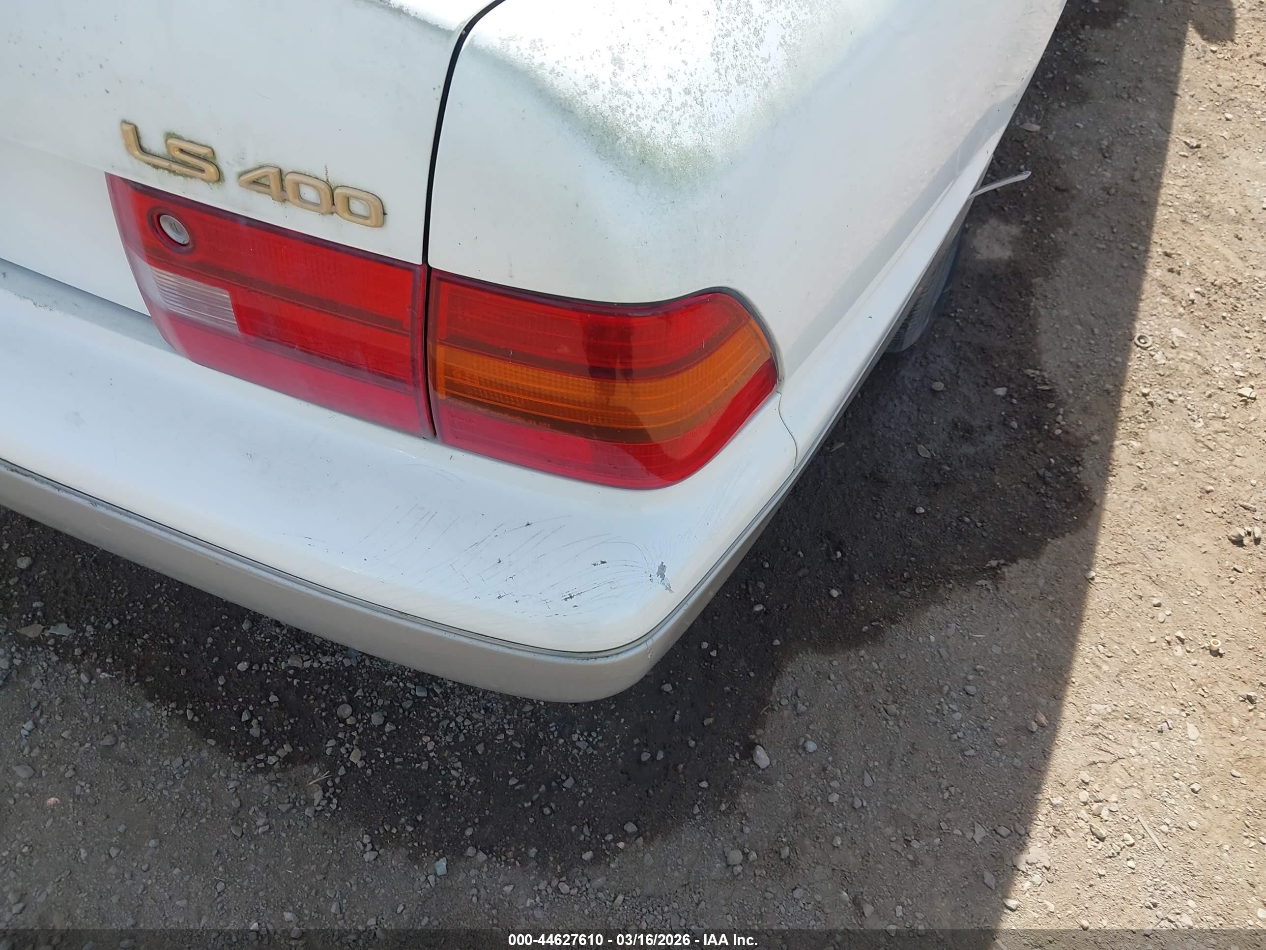 1997 Lexus Ls 400   White vin: JT8BH28F6V0070856