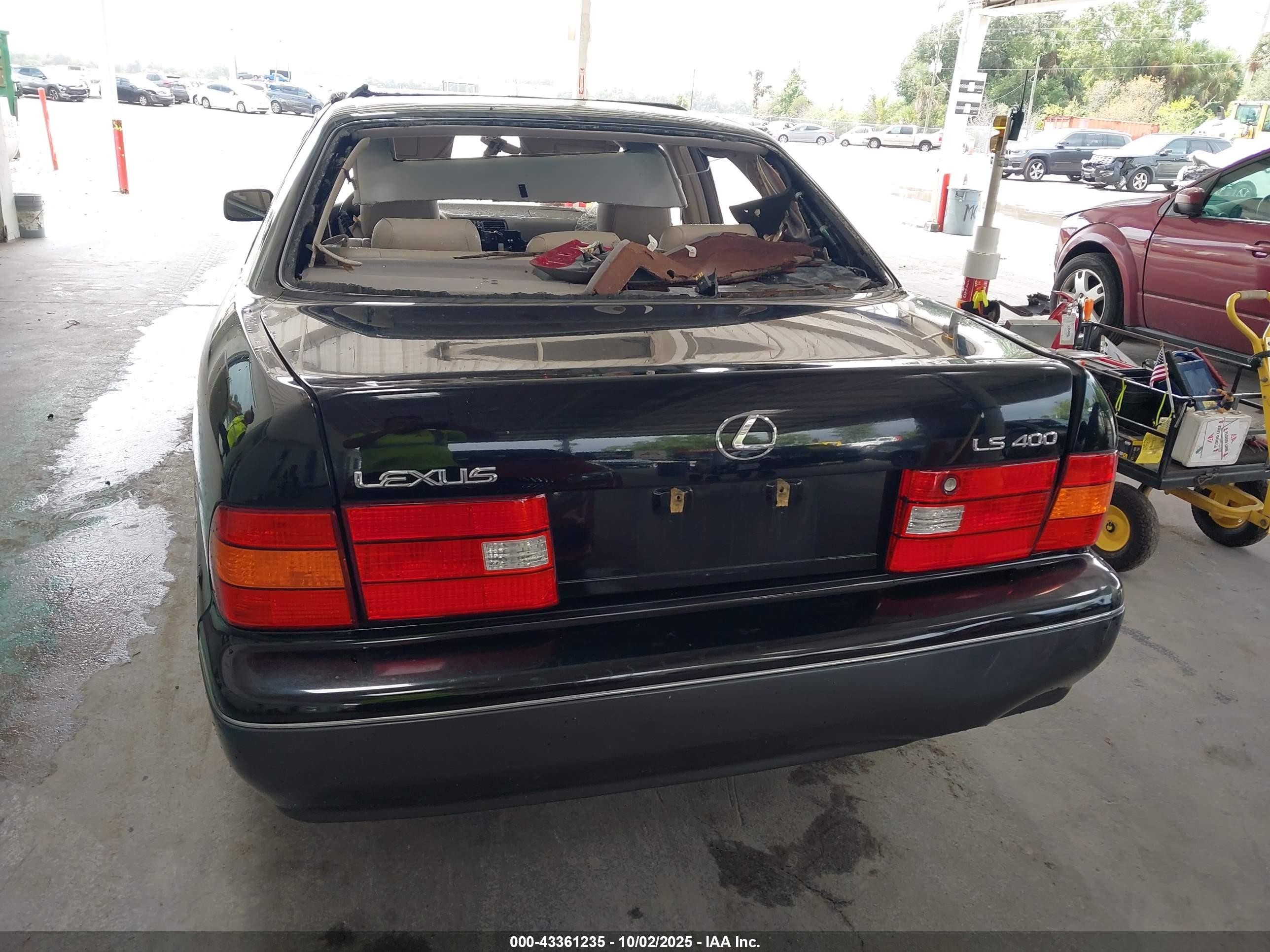 1999 Lexus Ls 400   Black vin: JT8BH28F6X0147065