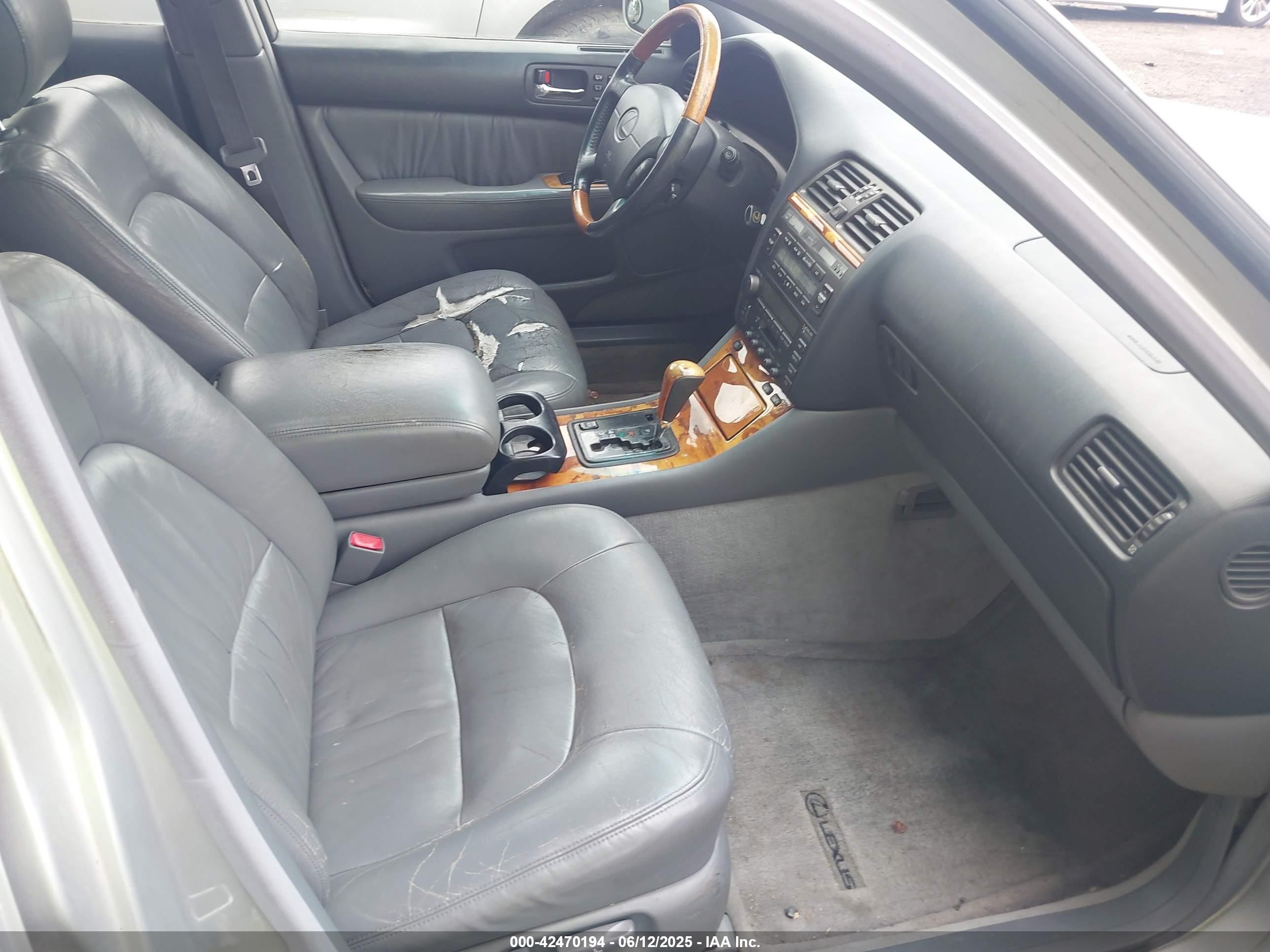 1999 Lexus Ls 400   Серебряный vin: JT8BH28F6X0163105