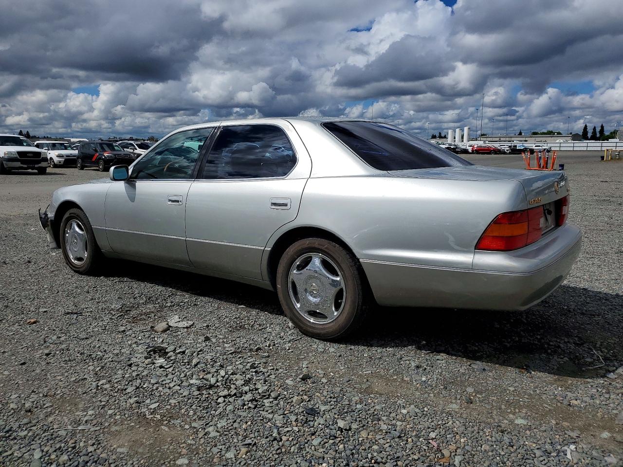 2000 Lexus Ls 400 Серебряный vin: JT8BH28F6Y0181248