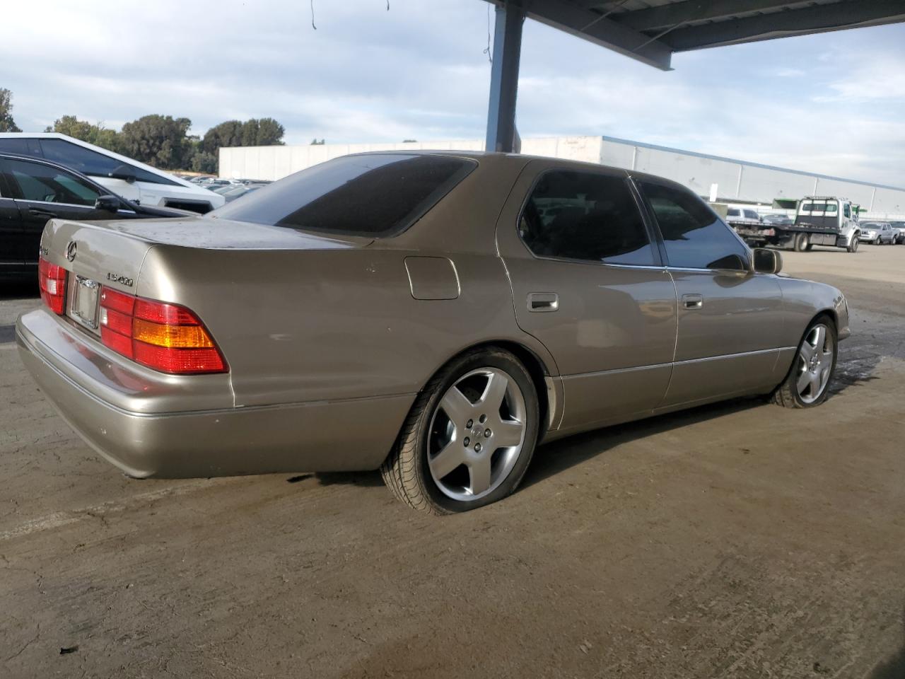 2000 Lexus Ls 400 Gold vin: JT8BH28F7Y0181128