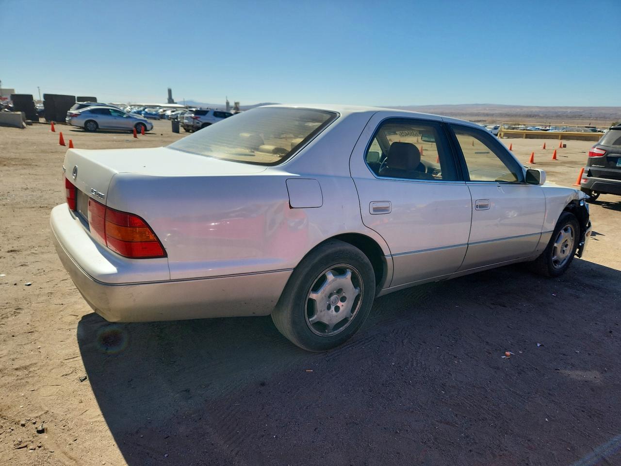 2000 Lexus Ls 400 Белый vin: JT8BH28F8Y0170476