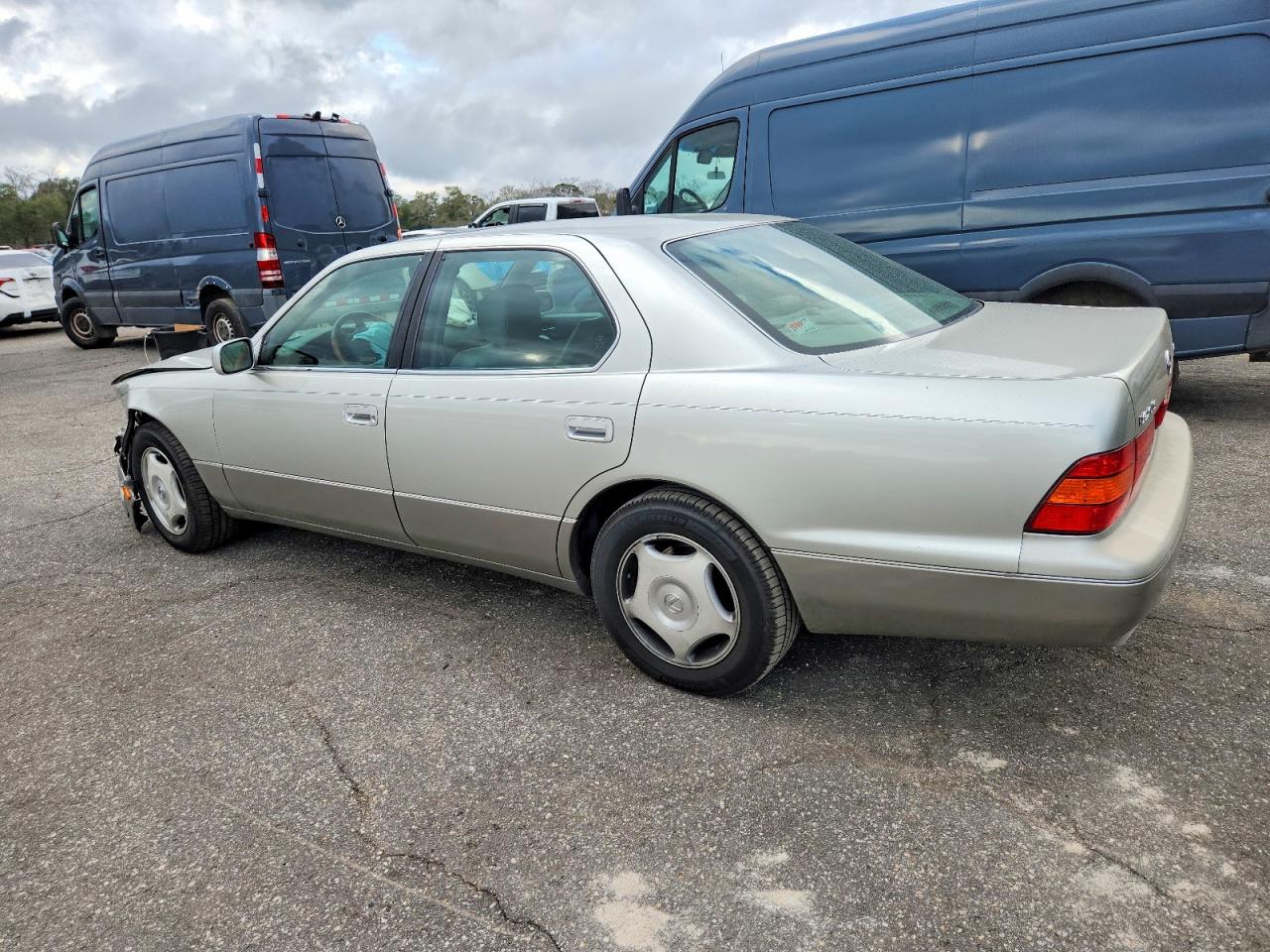 2000 Lexus Ls 400 Серебряный vin: JT8BH28F8Y0180781