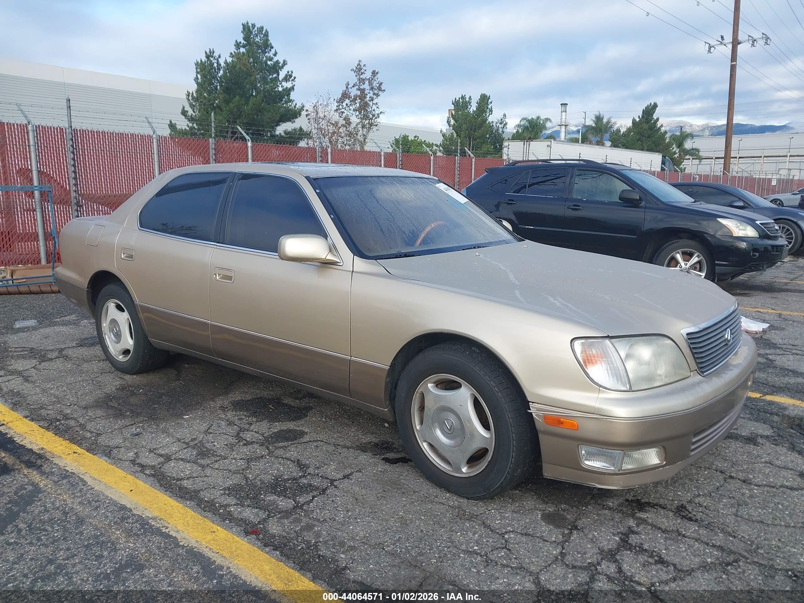 1999 Lexus Ls 400   Золотой vin: JT8BH28F9X0152521