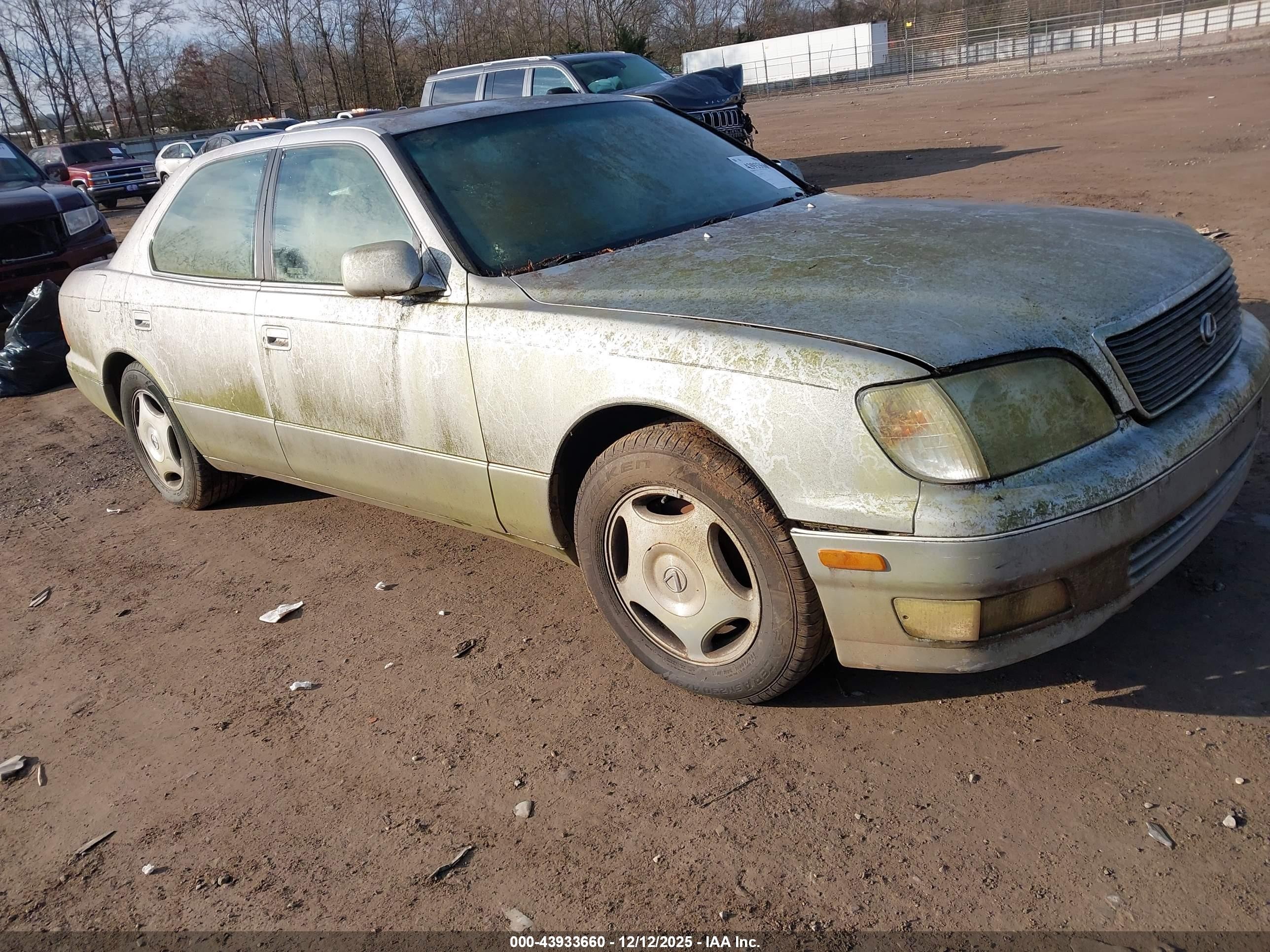 1999 Lexus Ls 400   Серебряный vin: JT8BH28F9X0154592