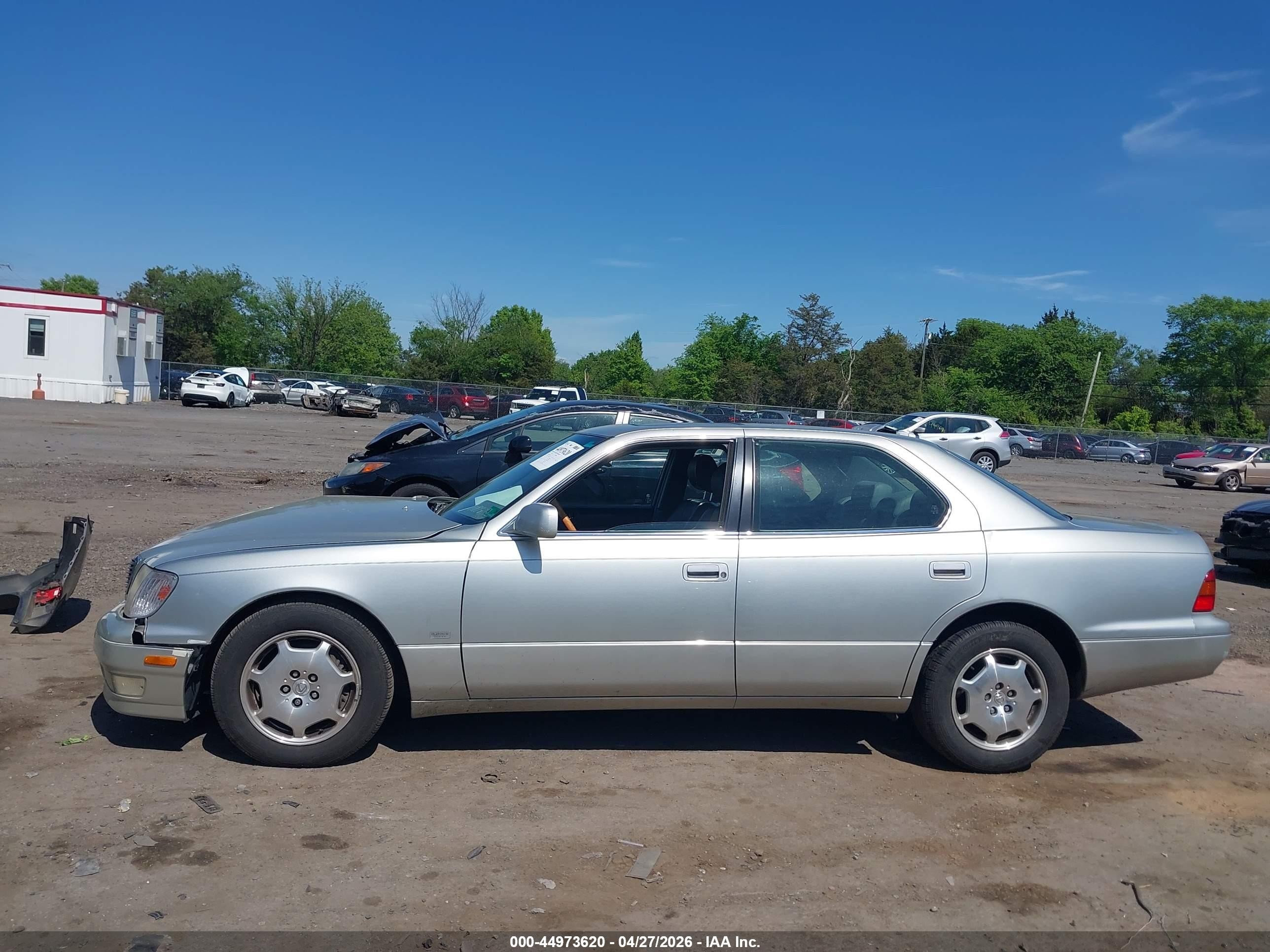 2000 Lexus Ls 400   Silver vin: JT8BH28F9Y0181583