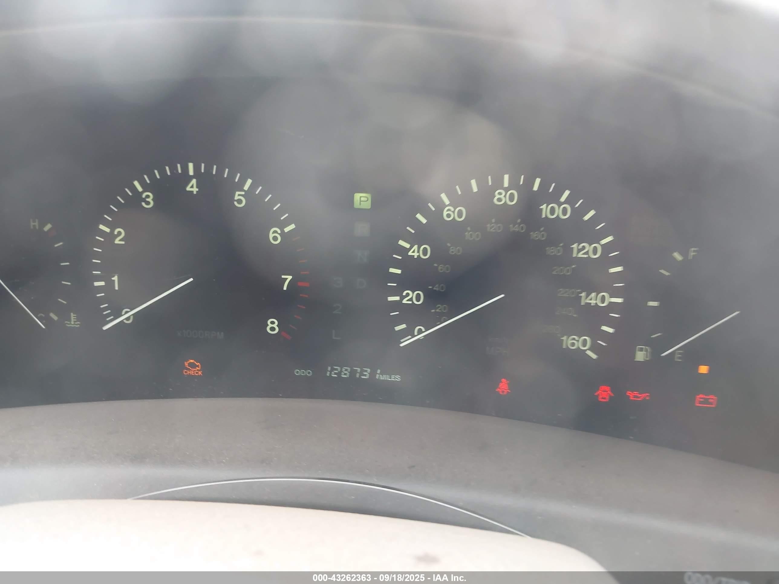 1997 Lexus Ls 400   White vin: JT8BH28FXV0083237