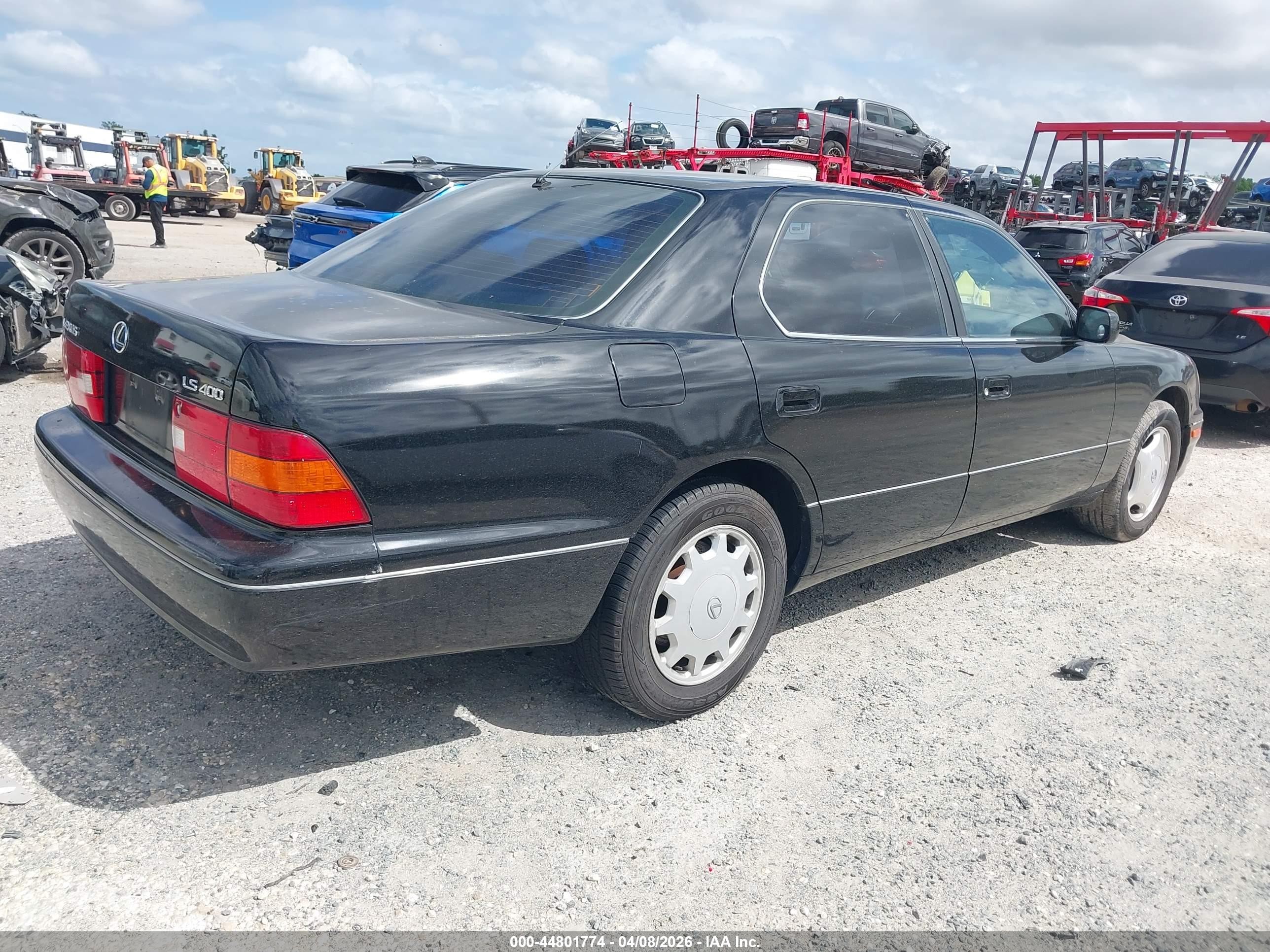 1999 Lexus Ls 400   Черный vin: JT8BH28FXX0140281