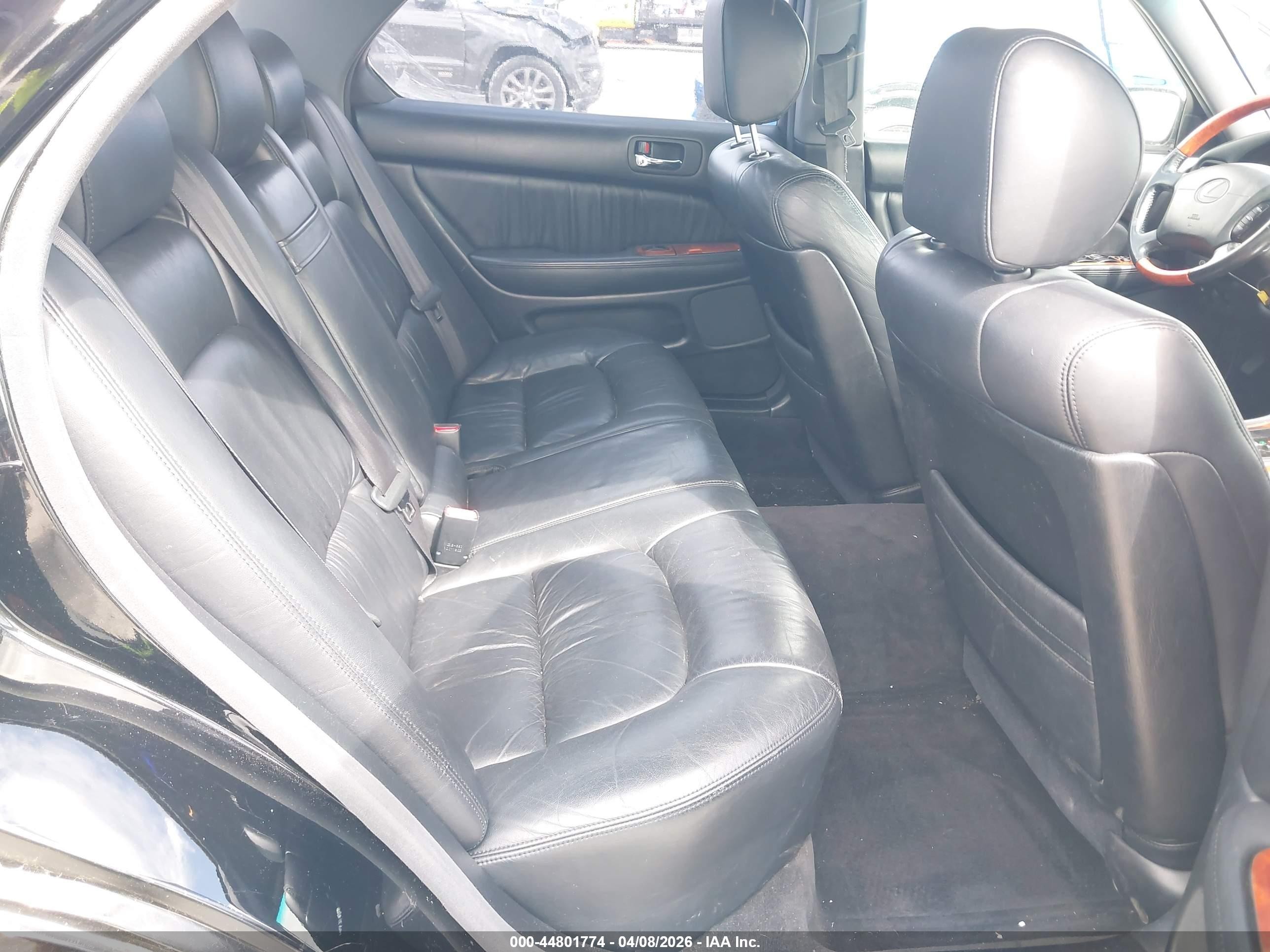 1999 Lexus Ls 400   Черный vin: JT8BH28FXX0140281
