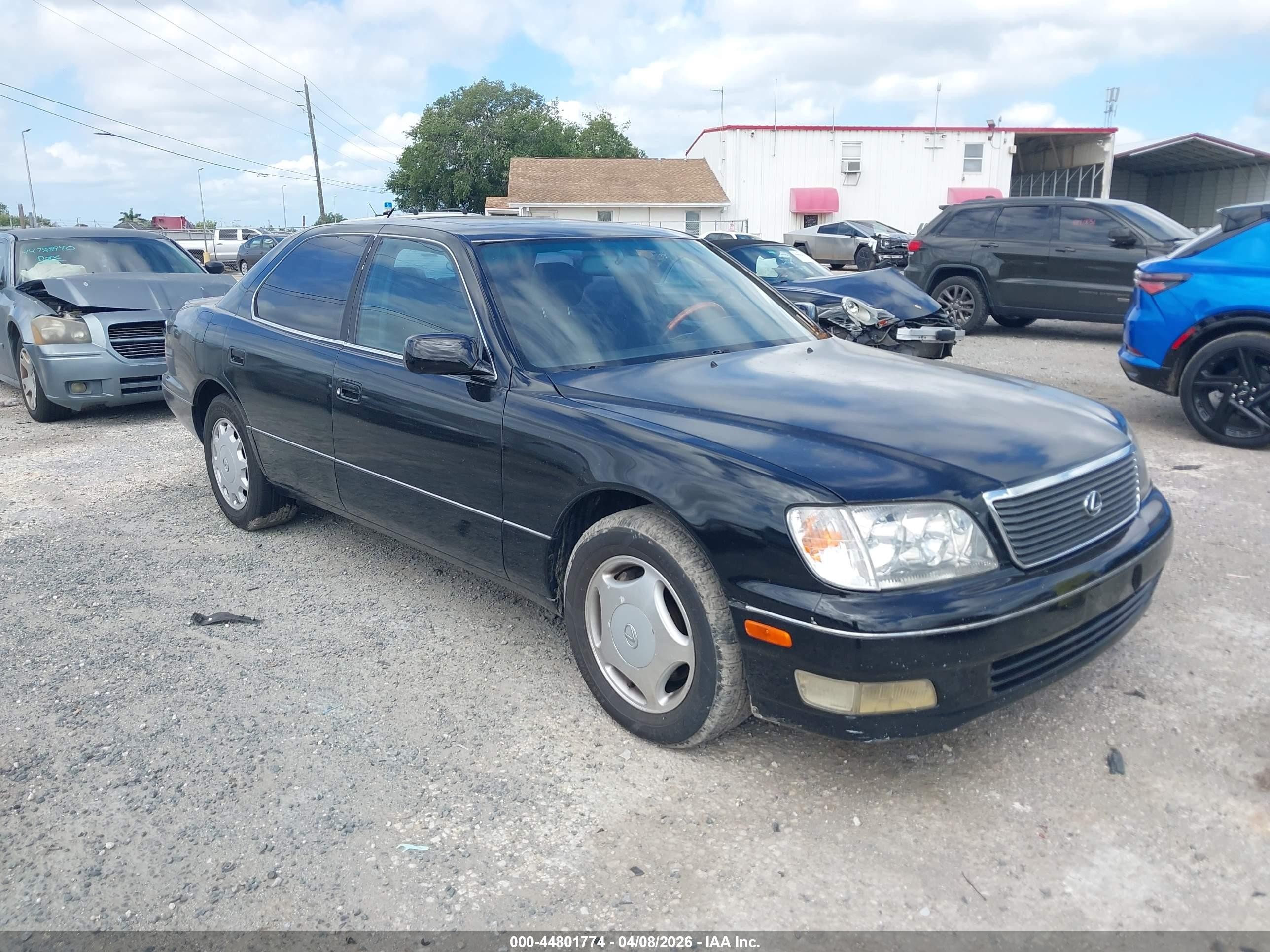 1999 Lexus Ls 400   Черный vin: JT8BH28FXX0140281