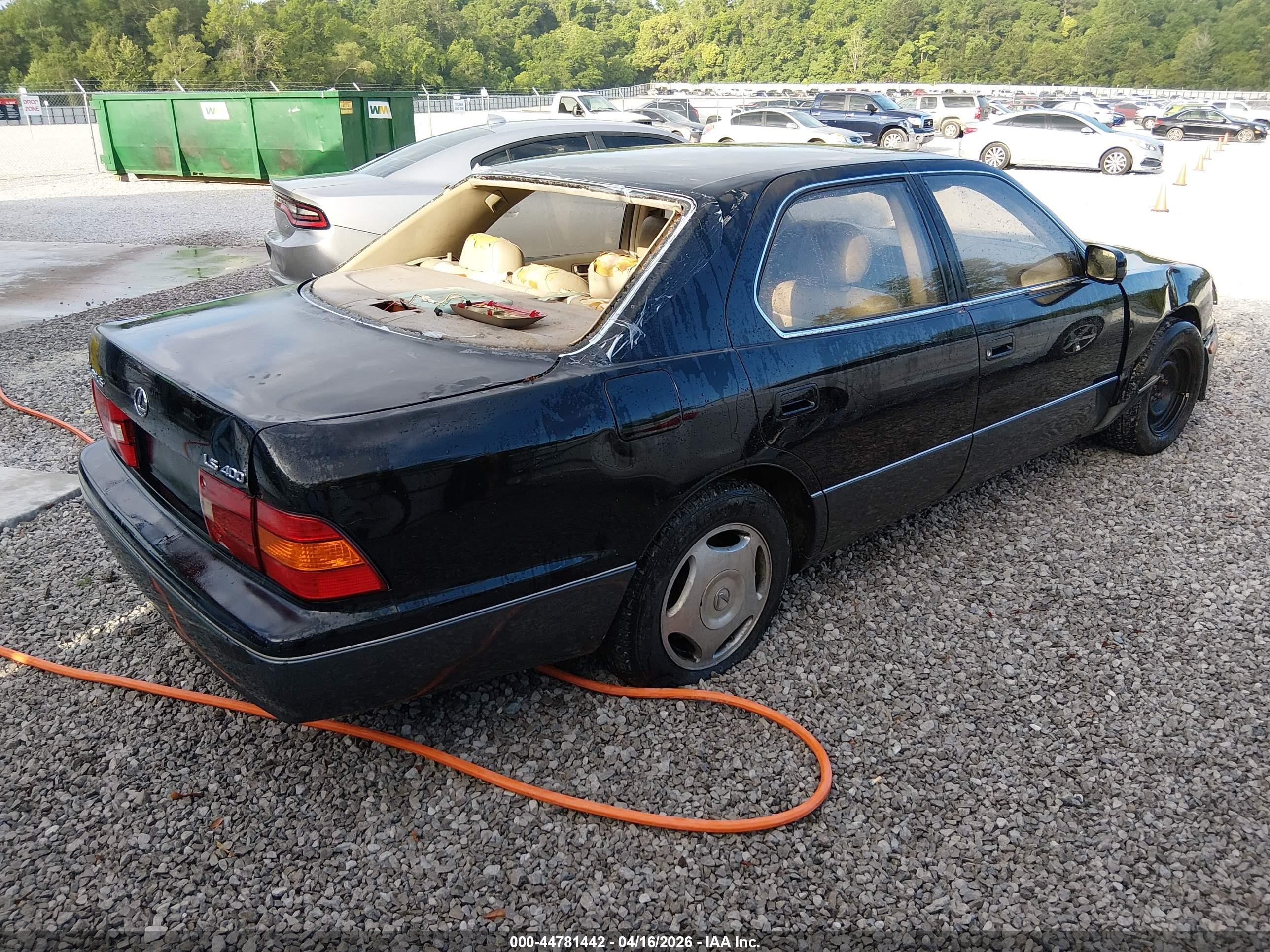 1999 Lexus Ls 400   Black vin: JT8BH28FXX0158151
