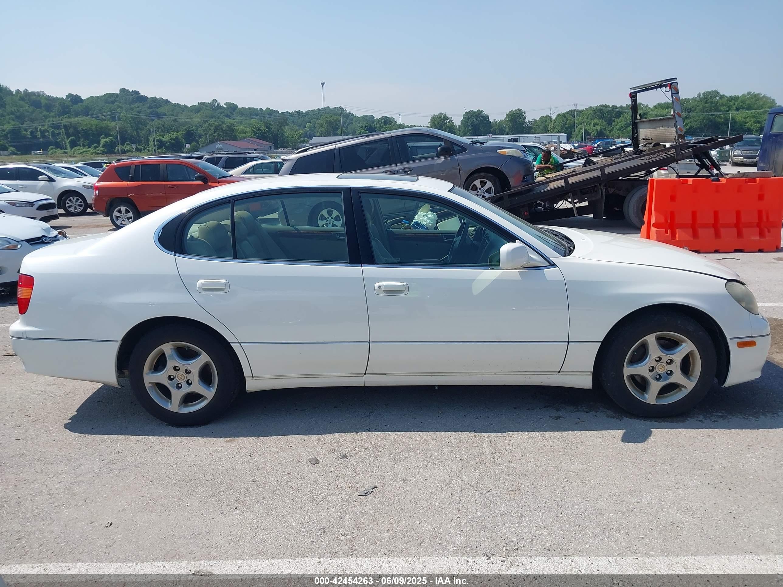 1998 Lexus Gs 400   White vin: JT8BH68X9W0011432