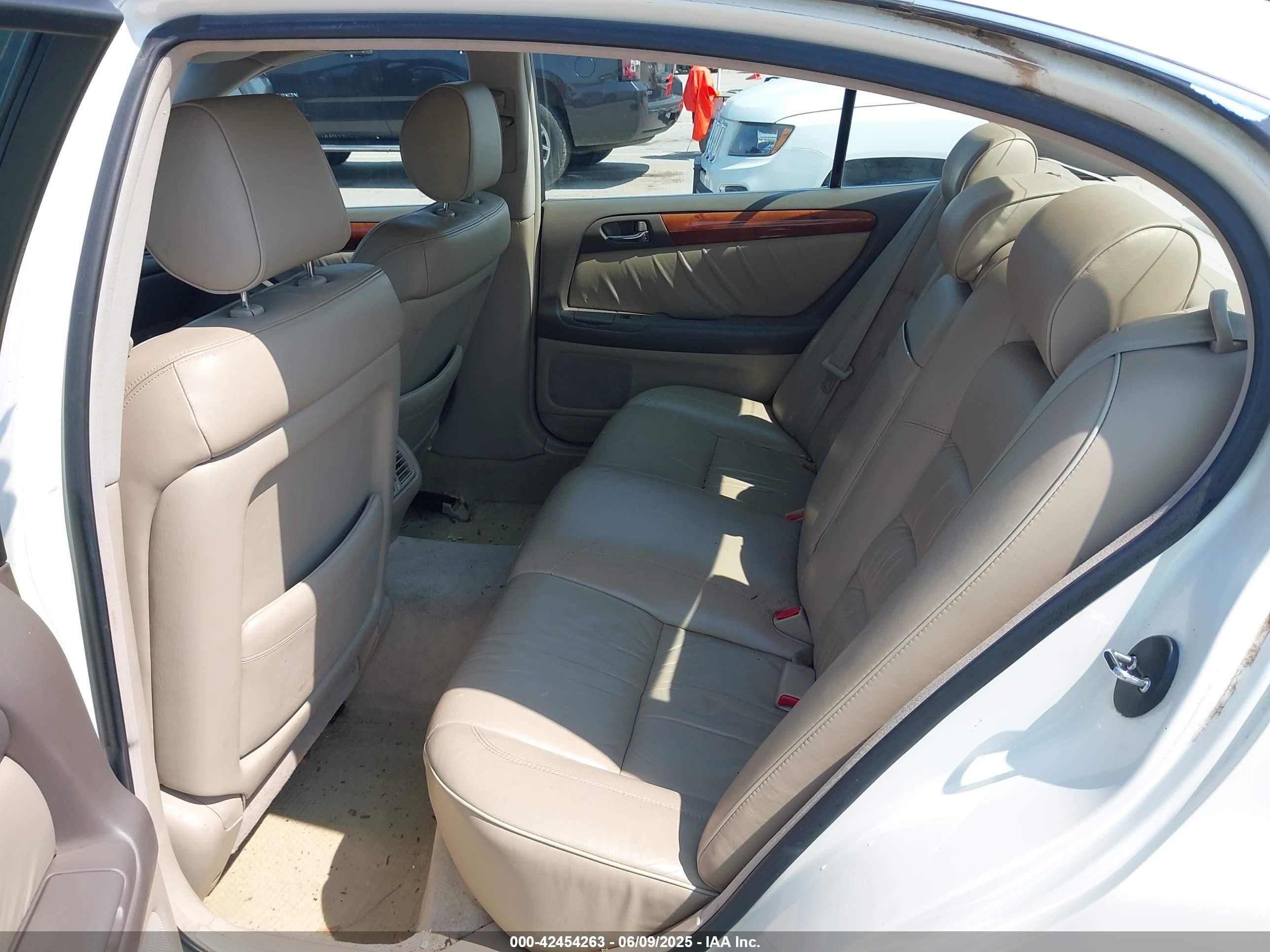 1998 Lexus Gs 400   White vin: JT8BH68X9W0011432