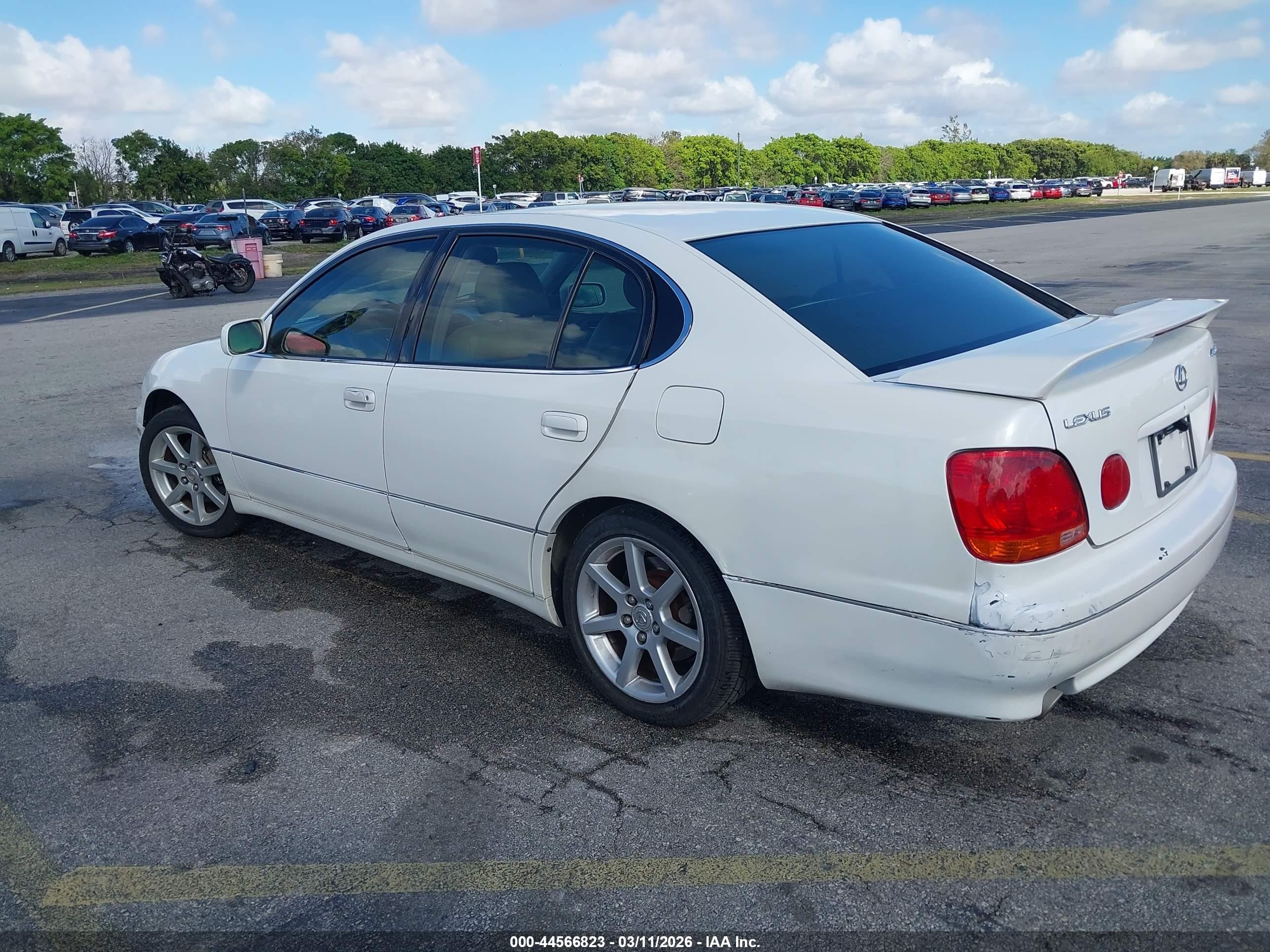 2004 Lexus Gs 430   White vin: JT8BL69S140014503