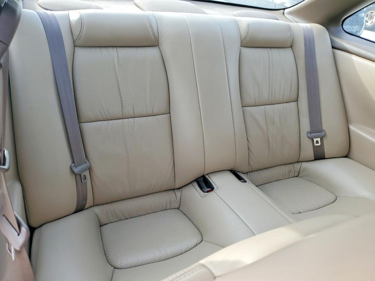 2000 Lexus Sc 300 Base White vin: JT8CD32Z0Y1007632