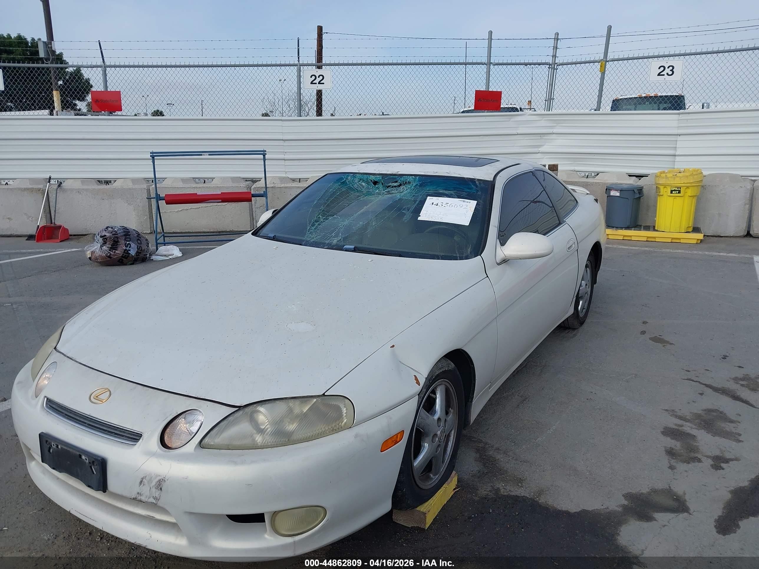 1999 Lexus Sc 300   Белый vin: JT8CD32Z2X1005945