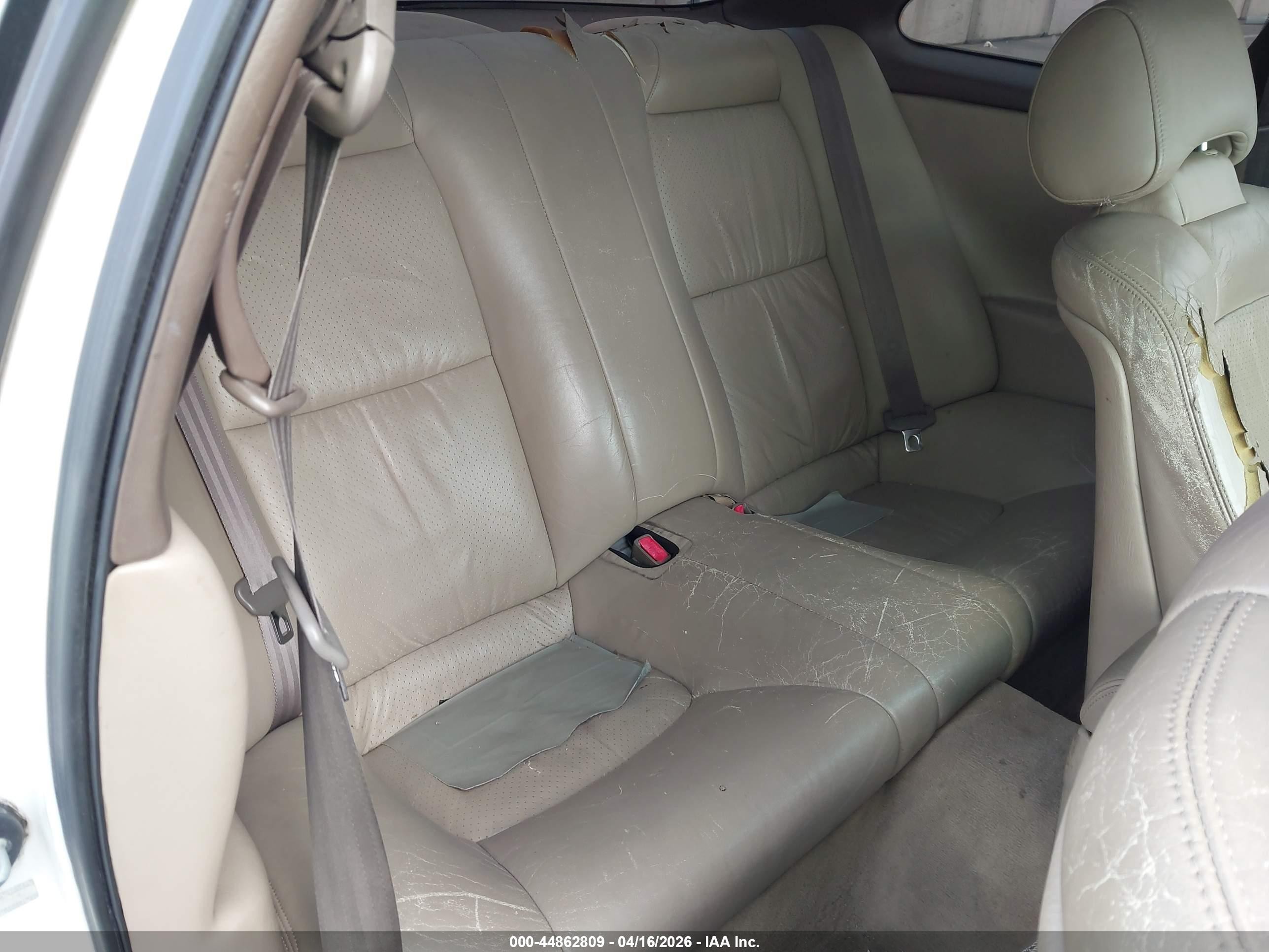 1999 Lexus Sc 300   Белый vin: JT8CD32Z2X1005945