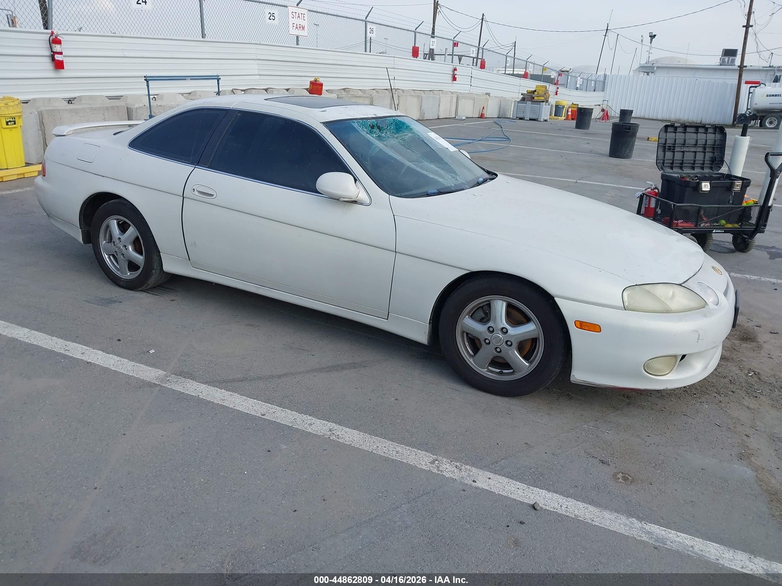 1999 Lexus Sc 300   White vin: JT8CD32Z2X1005945