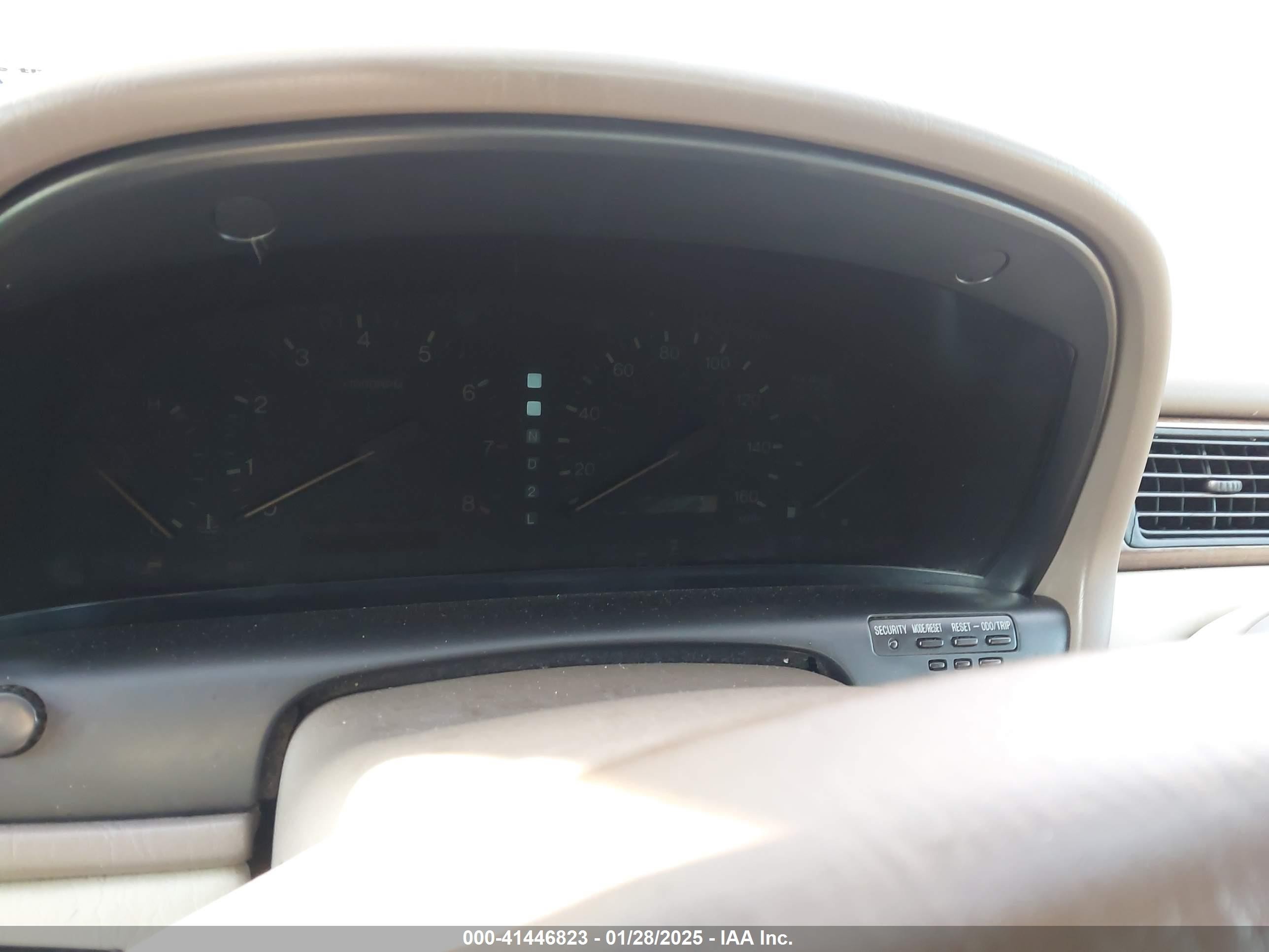 1997 Lexus Sc 300   Белый vin: JT8CD32Z4V0040389