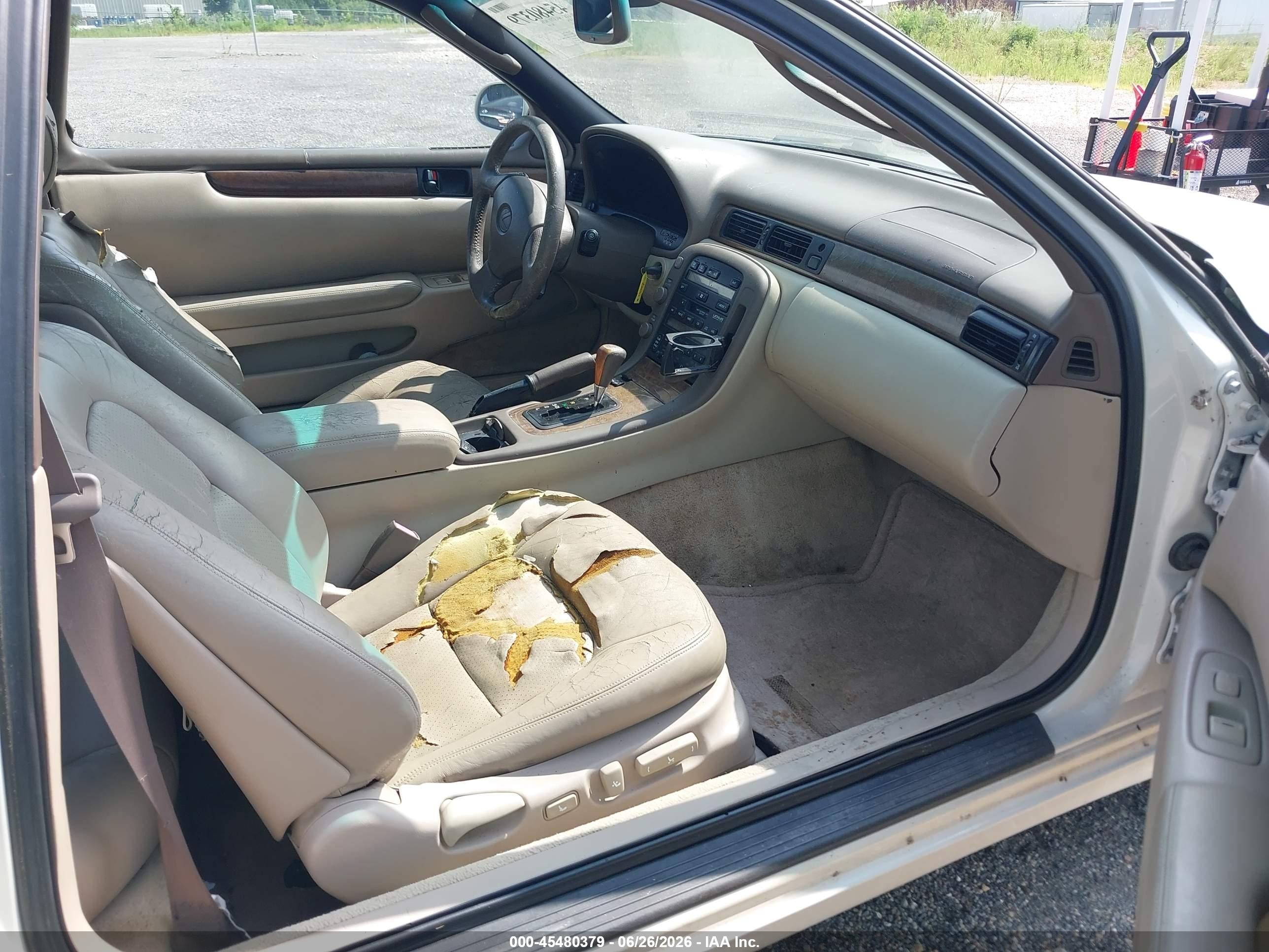 2000 Lexus Sc 300   White vin: JT8CD32Z5Y1006704