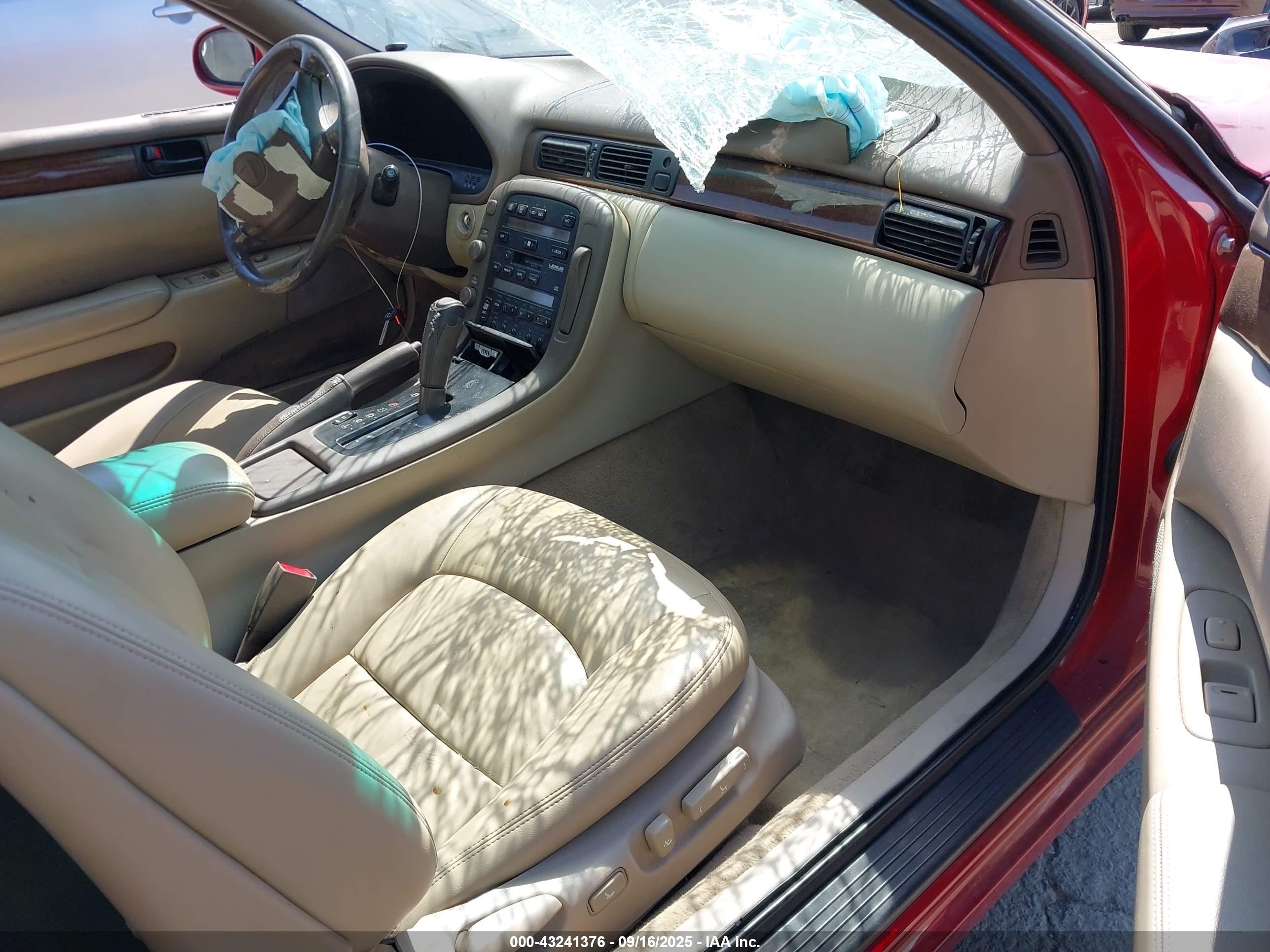 1997 Lexus Sc 300   Red vin: JT8CD32Z7V1000687