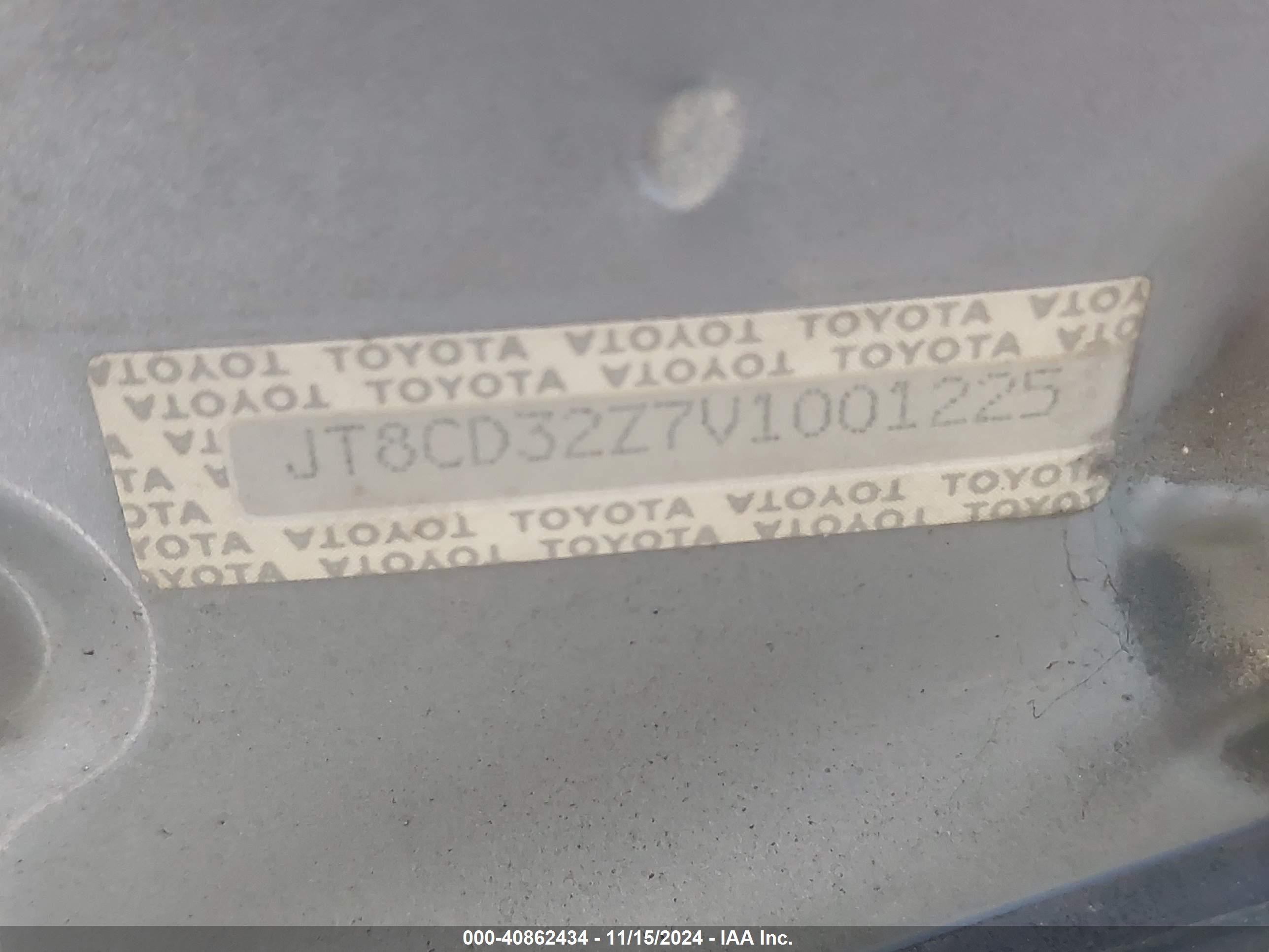 1997 Lexus Sc 300   Silver vin: JT8CD32Z7V1001225