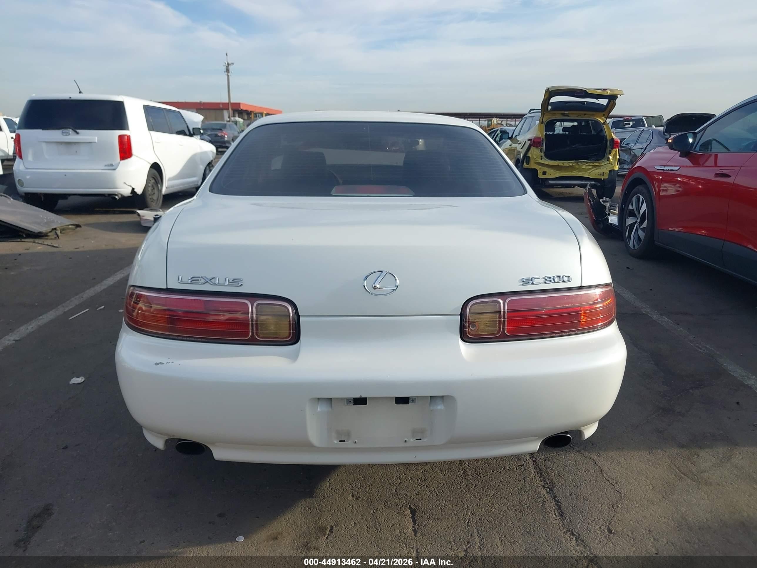 1997 Lexus Sc 300   Белый vin: JT8CD32Z8V0039035