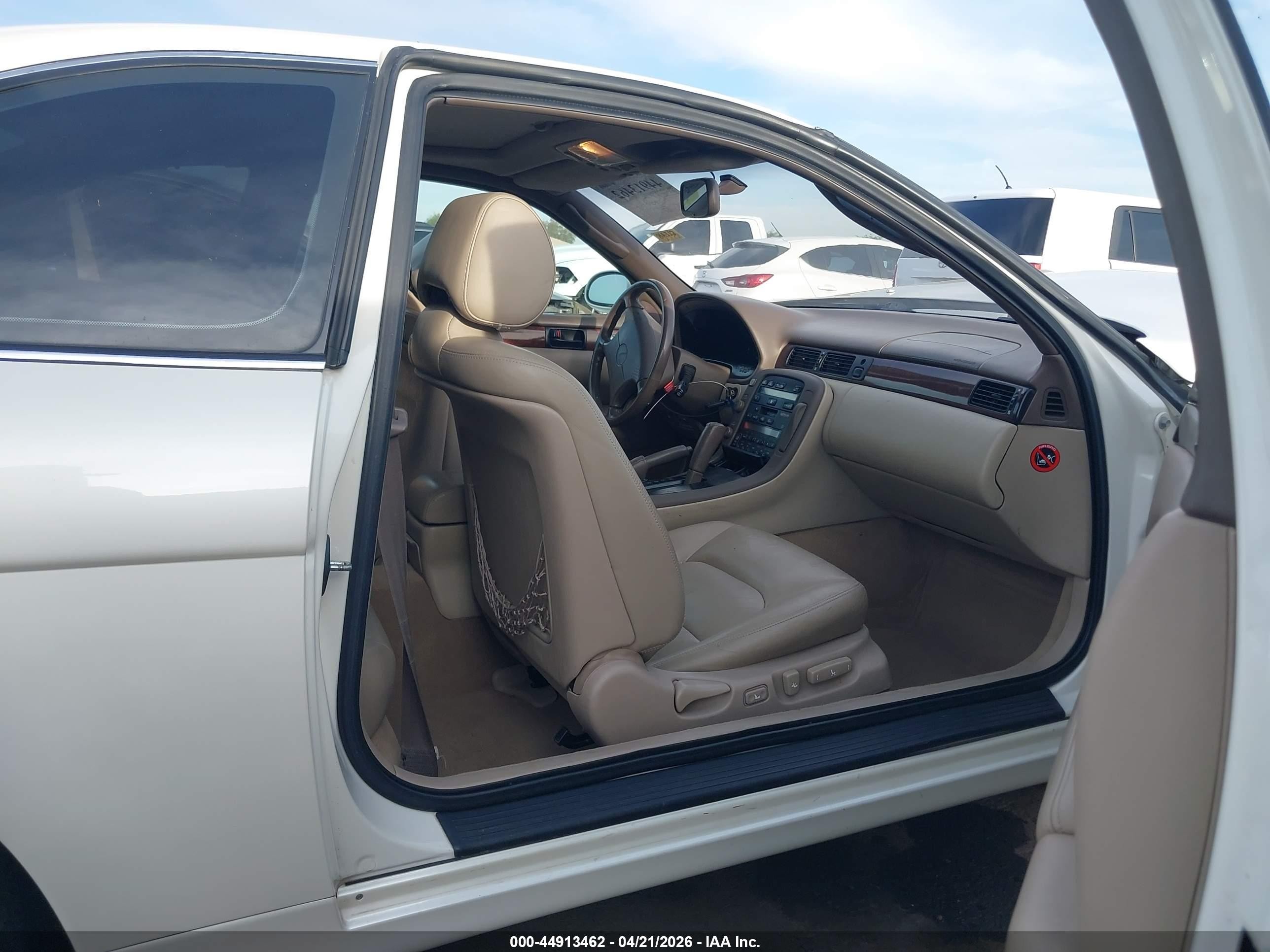 1997 Lexus Sc 300   Белый vin: JT8CD32Z8V0039035