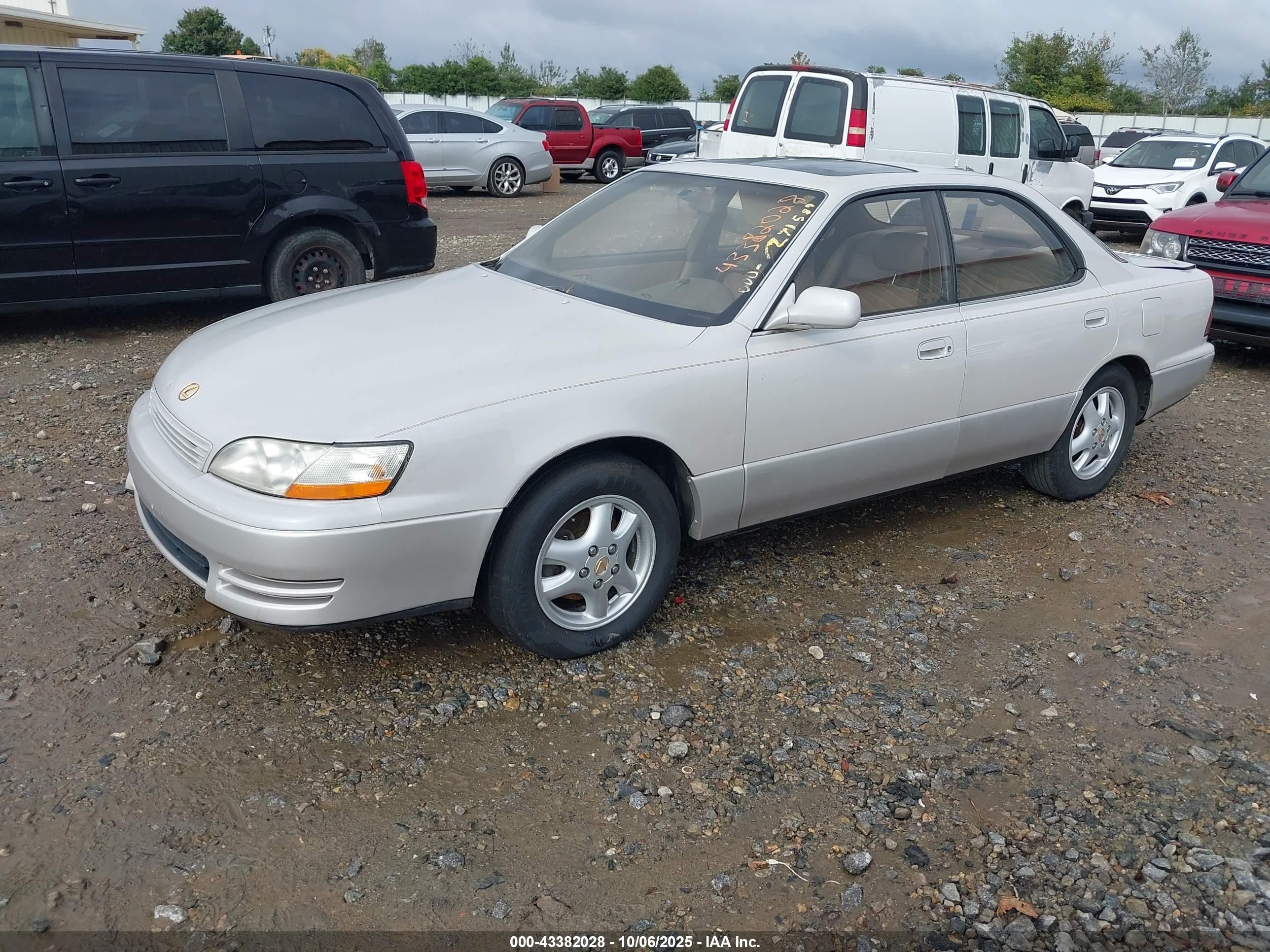 1994 Lexus Es 300 White vin: JT8GK13T0R0059565