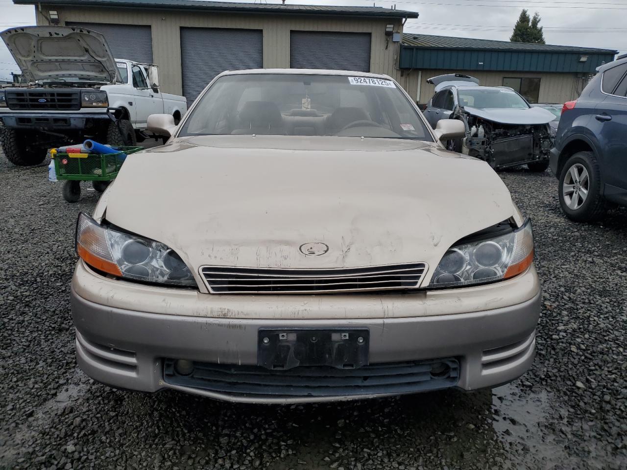 1994 Lexus Es 300 Gold vin: JT8GK13T4R0035284