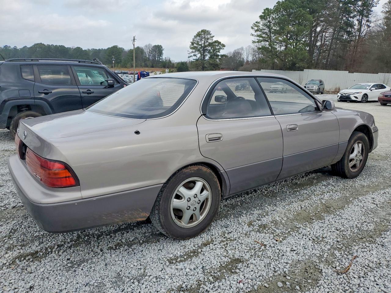 1994 Lexus Es 300 Base Tan vin: JT8GK13T6R0042382