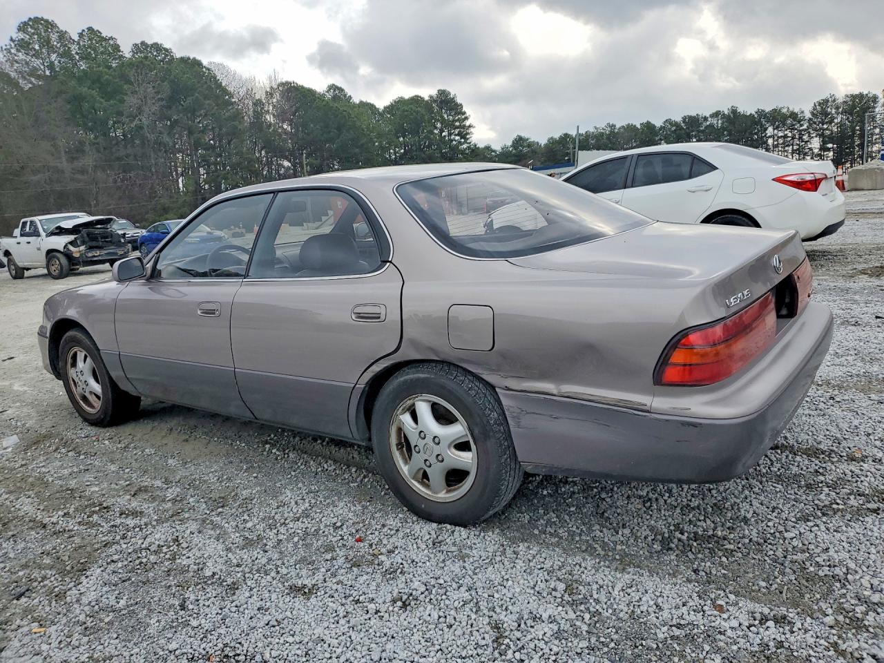1994 Lexus Es 300 Base Tan vin: JT8GK13T6R0042382