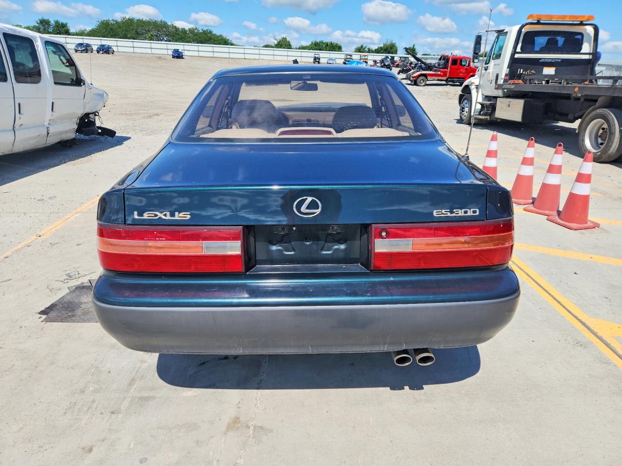 1995 Lexus Es 300 Green vin: JT8GK13T8S0118321
