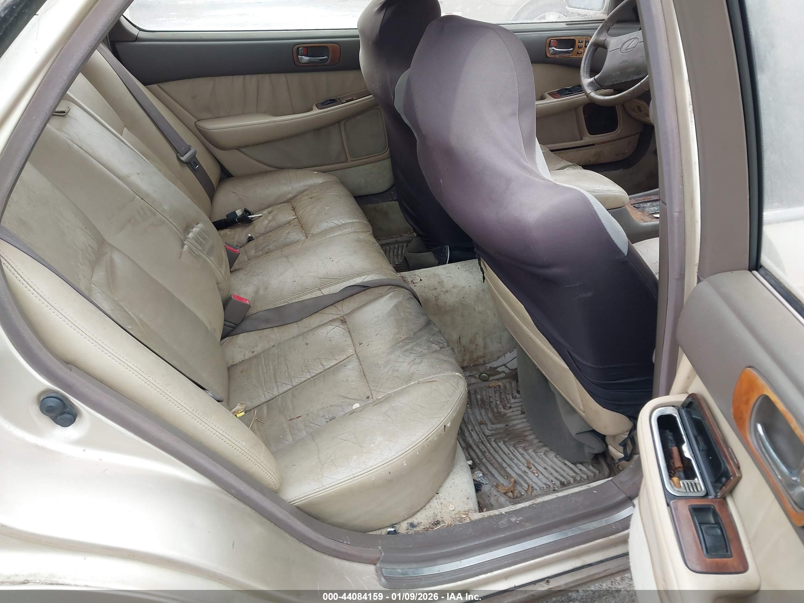 1994 Lexus Ls 400 Золотой vin: JT8UF11E5R0192172